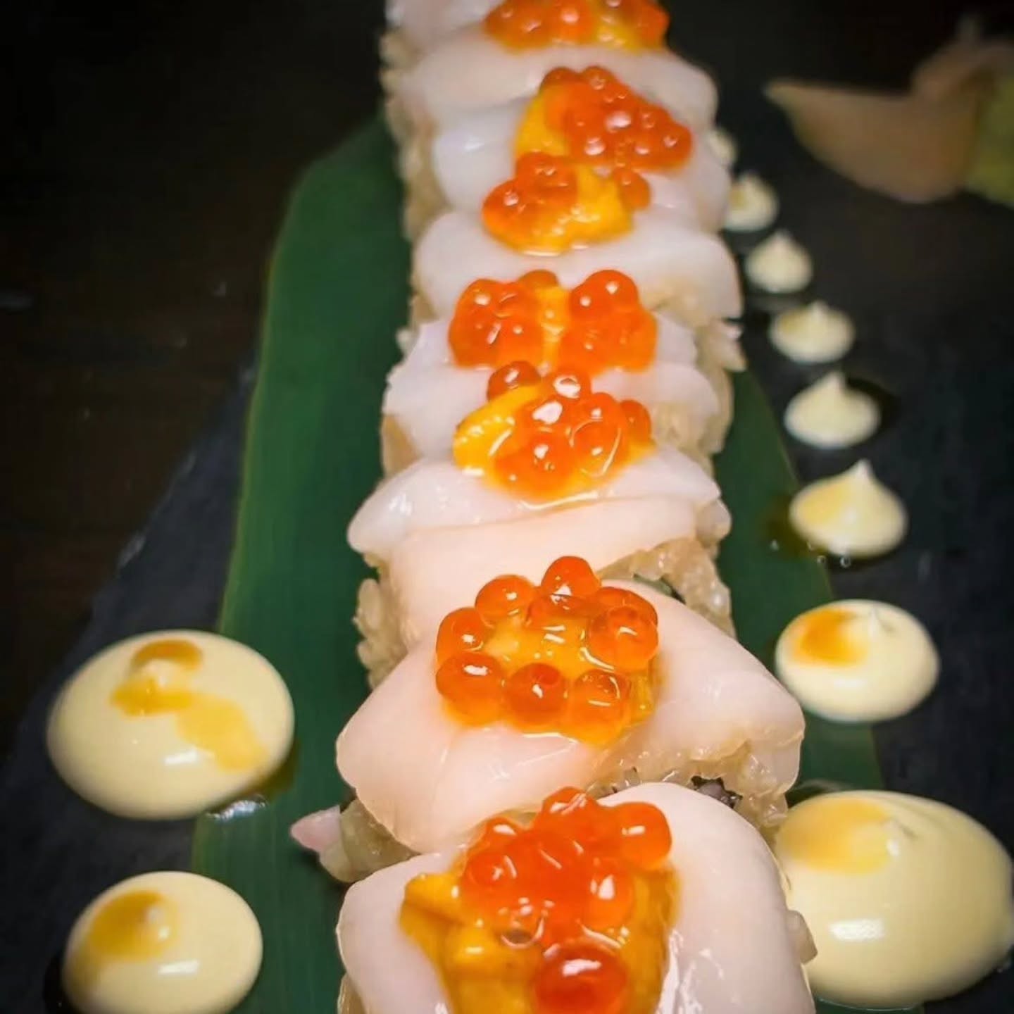 Izakaya Reiwa ร้านอาหารญี่ปุ่นสไตล์อิซากายะที่อบอุ่นและเป็นกันเอง เราคัดสรรวัตถุดิบคุณภาพดี สดใหม่ทุกวัน พร้อมเสิร์ฟเมนูแนะนำมากมาย เช่น • เทมปุระกุ้งกรอบ (えび天ぷら)...