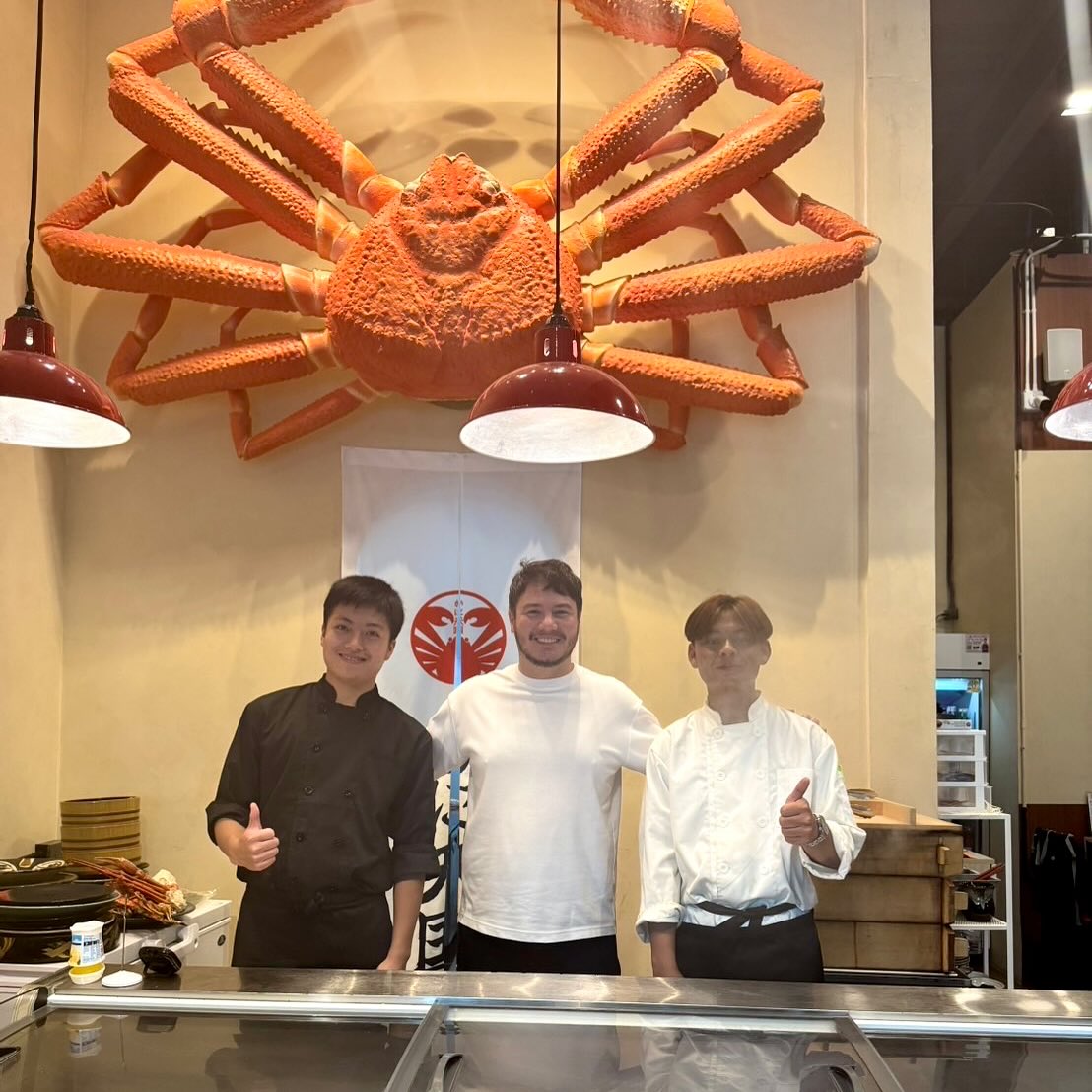 ขอบคุณ พี่สเตฟาน @myquest99 ที่มาทานอาหารที่ Kani Tengoku นะครับ 🙇🏼‍♂️🦀 โอกาสหน้ายินดีให้บริการครับผม 😊...