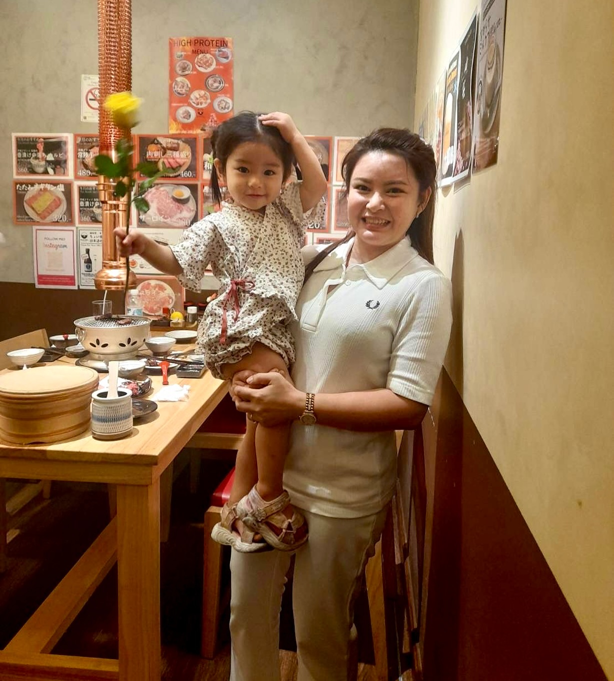 母の日にご来店下さりありがとうございます✨️ オンヌット店では個室を完備しております✨️ 大切な方と特別なひとときを…✨ 周りを気にせず、ゆったり過ごせる個室でのお食事はいかがですか？🍖🍚 ☀️11:30-15:00 🌙17:00-23:00 大型駐車場有り🅿️🙆‍♀️ 雨でも濡れずにお越しいただけます☔️ ☎0654722730 LINE...