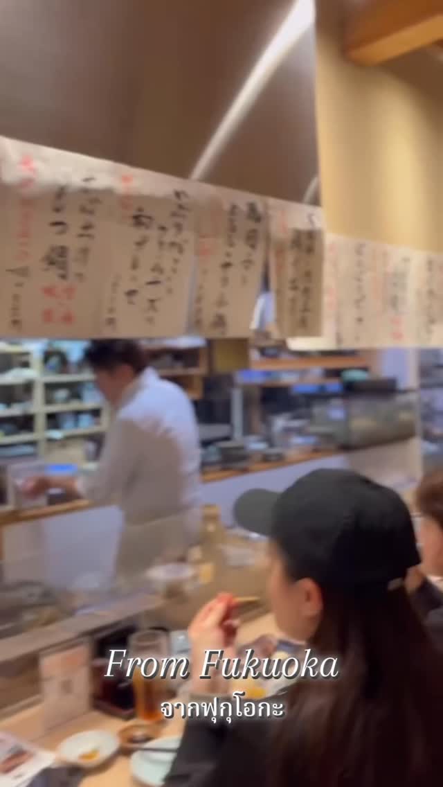 -AOKIのこだわり- 〜福岡からバンコクへ〜 弊社はインポーターも兼ねており、日本から厳選した新鮮な食材をバンコクへ直送しております。 無添加・無化調へのこだわり、オーガニック野菜の使用、無農薬で育てられた稲藁を活かし、安心・安全なお料理を皆さまにご提供いたします。 ご予約はプロフィール欄の「予約ボタン（TableCheck）」よりお願いいたします。 -ความใส่ใจของ AOKI- 〜จากฟุกุโอกะสู่กรุงเทพฯ〜 ร้านของเรานำเข้าวัตถุดิบสดใหม่จากญี่ปุ่นส่งตรงถึงกรุงเทพฯ เรายึดมั่นในอาหารที่...