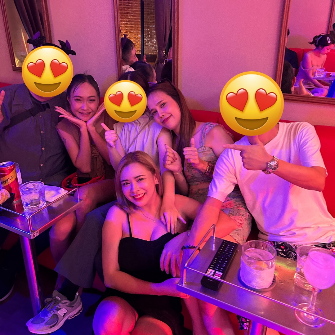 土曜の夜は、時間を忘れて楽しめる夜🎉 プロンポンにあるカラオケバーNo.19は、 ・仲間と盛り上がるのも ・一人でゆったり過ごすのも 　　　　　”大歓迎” バンコクでの思い出を、ここで作りませんか❣️❓ 📍住所：12/10 Soi Sukhumvit 26,...