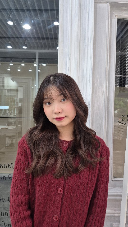 Cuu’s Hair สวัสดีค่า😊 เดือนนี้ยังมีคิวว่างอยู่หลายวันนะคะ สามารถทักไลน์เพื่อทำการจองได้เลยค่าา🙇‍♀️🙇‍♀️ Color Esthetic 7300 บาท →...