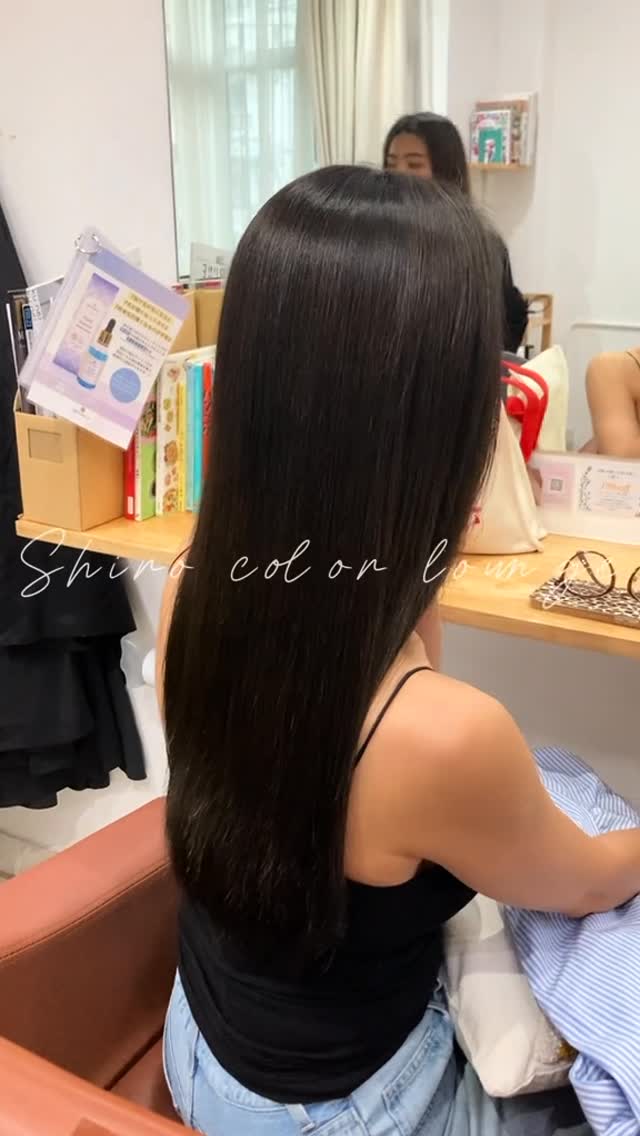 Color / By pla🐳 🇯🇵 รูปแบบและการบริการในแบบชิโระซาลอนญี่ปุ่นของเรา เน้นให้ความสำคัญกับลูกค้าในการให้คำปรึกษาและแนะนำก่อนให้บริการลูกค้าทุกท่านเป็นอันดับต้นๆเสมอ ทั้งเรื่องของการวิเคราะห์จากช่าง เช่น เส้นผม...
