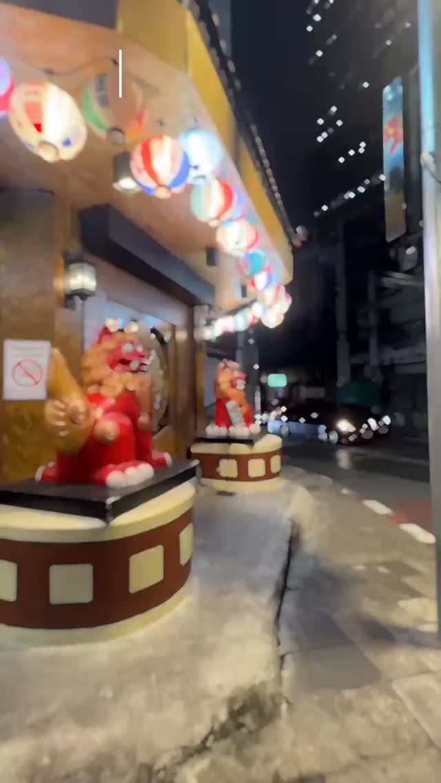 ✨新しい楽しみのご提案✨ 私たちの和食店からのお知らせです！なんと、二階にBARをオープンしました🍶🍣 カラオケ🎤、ダーツ🎯、ビリヤード🎱、エアホッケー🏒、そして卓球🏓まで楽しめるスペースをご用意しております！特に、1件目として和食を楽しんでいただいた後、2件目にそのままBARで和食メニューを引き続き味わえるのが魅力的です。移動の手間を省きたい方にピッタリなスポットです！気軽に楽しい時間をお過ごしください🍻✨ 皆様のご来店を心よりお待ちしております。 #和食店 #居酒屋 #BAR #カラオケ #ダーツ #ビリヤード...