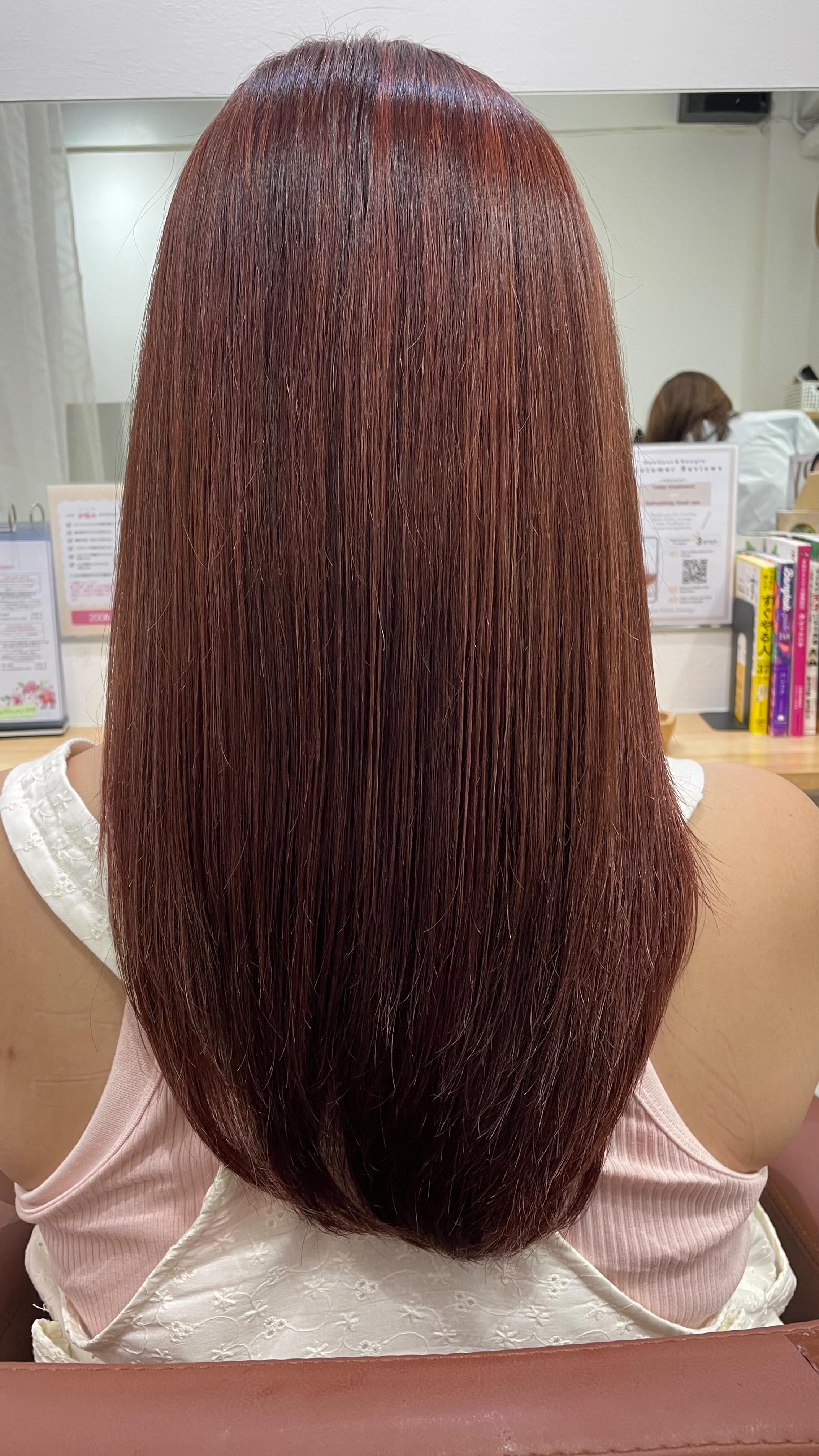 Color / By pla🐳 🇯🇵 รูปแบบและการบริการในแบบชิโระซาลอนญี่ปุ่นของเรา เน้นให้ความสำคัญกับลูกค้าในการให้คำปรึกษาและแนะนำก่อนให้บริการลูกค้าทุกท่านเป็นอันดับต้นๆเสมอ ทั้งเรื่องของการวิเคราะห์จากช่าง เช่น เส้นผม...