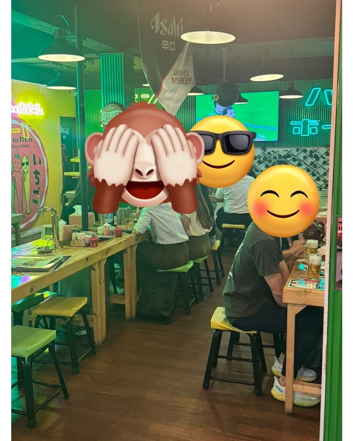 🎯 ついに金曜日！皆さん、今夜の予定はもう決まりましたか？まだ決まってないって方に朗報！アフターワークのひとときを楽しく過ごせる最高の場所をご紹介します😄 その名も「ルイーダ」✨ 週末のスタートを切るのにぴったりなルイーダでは、美味しいカクテルを片手にダーツでスキルを披露しながら、友達や新しい仲間と盛り上がれちゃいます！🌟 初心者からプロフェッショナルまで、誰でも大歓迎！ 今晩は、一緒にダーツの腕を磨くか、新しい味覚体験を楽しむか…それともその両方を楽しんじゃいませんか？🍹☝🏻 友達と一緒に遊びに来て、素敵な金曜の夜を過ごしましょう🎉 今夜、ルイーダでお待ちしてますよ～皆さん！ぜひ遊びに来てみてね😉✨ 🎯 It's...