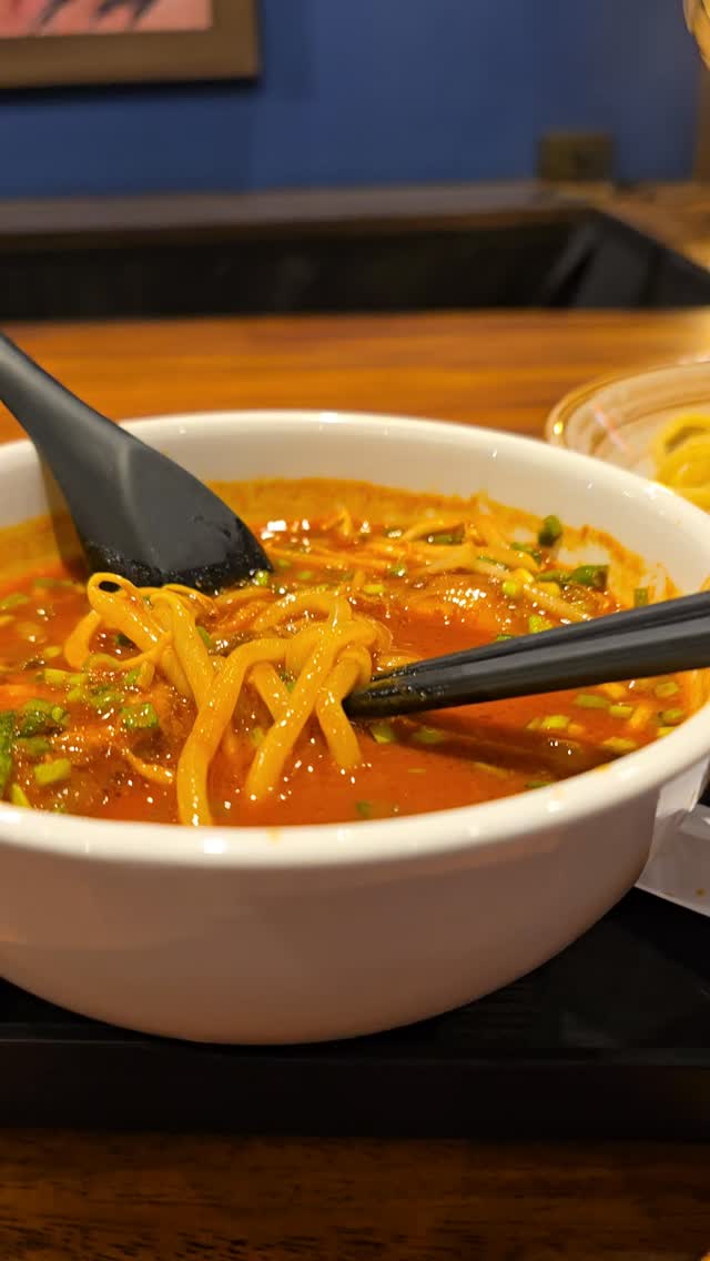 🍜✨ การสร้างสรรค์ไม่รู้จบในโลกแห่งราเมน! เมื่อความซนและความเบื่อมาเจอกัน เราเลยตัดสินใจดัดแปลงเมนูเดิมให้กลายเป็นรสชาติใหม่ที่อร่อยและเข้มข้นเต็มคำ! 🌟ไม่ใช่แค่การเปลี่ยนแปลงธรรมดา แต่เป็นการบรรจงปรับรสชาติ ลงตัวทุกเส้น ทุกซุป 🌶️🥢

ลองนึกภาพน้ำซุปที่มีรสชาติเข้มข้นที่ผสานกันอย่างลงตัวกับเส้นราเมนที่เหนียวนุ่ม แล้วรวมเข้ากับท็อปปิ้งสดใหม่น่าลิ้มลอง เสิร์ฟพร้อมความรักและความใส่ใจในทุกรายละเอียด 🧡 สำหรับเราแล้ว ราเมนไม่ใช่แค่เพียงอาหาร แต่เป็นศิลปะที่ทำให้หน้าตาคุณเต็มไปด้วยรอยยิ้ม 😊

เตรียมพร้อมที่จะลิ้มลองประสบการณ์สุดพิเศษนี้กันหรือยัง? อย่าพลาดมาอิ่มอร่อยที่ร้านของเรา เรารอคุณอยู่ทุกวัน! 🥰

🍜✨ ラーメン界に無限の創造性！遊び心と退屈さがぶつかり合った時、私たちは古いメニューを新しく、美味しく、そして豊かな味わいへと生まれ変わらせることを決意しました！🌟 単なる変更ではなく、細心の注意を払って味を調整し、すべての麺とスープを完璧に仕上げています。🌶️🥢

濃厚で風味豊かなスープと歯ごたえのある麺が完璧に調和し、新鮮で魅力的なトッピングがトッピングされ、愛情と細部へのこだわりを込めて提供される様子を想像してみてください。🧡 私たちにとって、ラーメンは単なる食べ物ではありません。それは芸術であり、お客様に笑顔をもたらします。😊

この特別な体験の準備はできていますか？ 私たちの美味しい料理をお見逃しなく！ 毎日お待ちしております！🥰

🍜✨ Endless creativity in the world of ramen! When playfulness and boredom collide, we decide to transform an old menu into a new, delicious, and rich flavor! 🌟 It's not just a simple change, but a meticulous adjustment of the flavors, perfecting every noodle and soup. 🌶️🥢

Imagine a rich, flavorful broth perfectly blended with chewy noodles, then topped with fresh, tempting toppings, served with love and attention to detail. 🧡 For us, ramen is more than just food, it's art, bringing a smile to your face. 😊

Are you ready for this extraordinary experience? Don't miss out on our delicious dishes! We're waiting for you every day! 🥰

#ราเมน
#ความอร่อยที่ลงตัว
#สร้างสรรค์ไม่รู้จบ
#ซุปเข้มข้น
#เส้นราเมนนุ่ม
#ท็อปปิ้งที่ใช่
#ศิลปะในชามราเมน
#อาหารคือศิลปะ
#อร่อยต้องลอง
#ยิ้มรับความอร่อย
##ramentenyo #Osaka