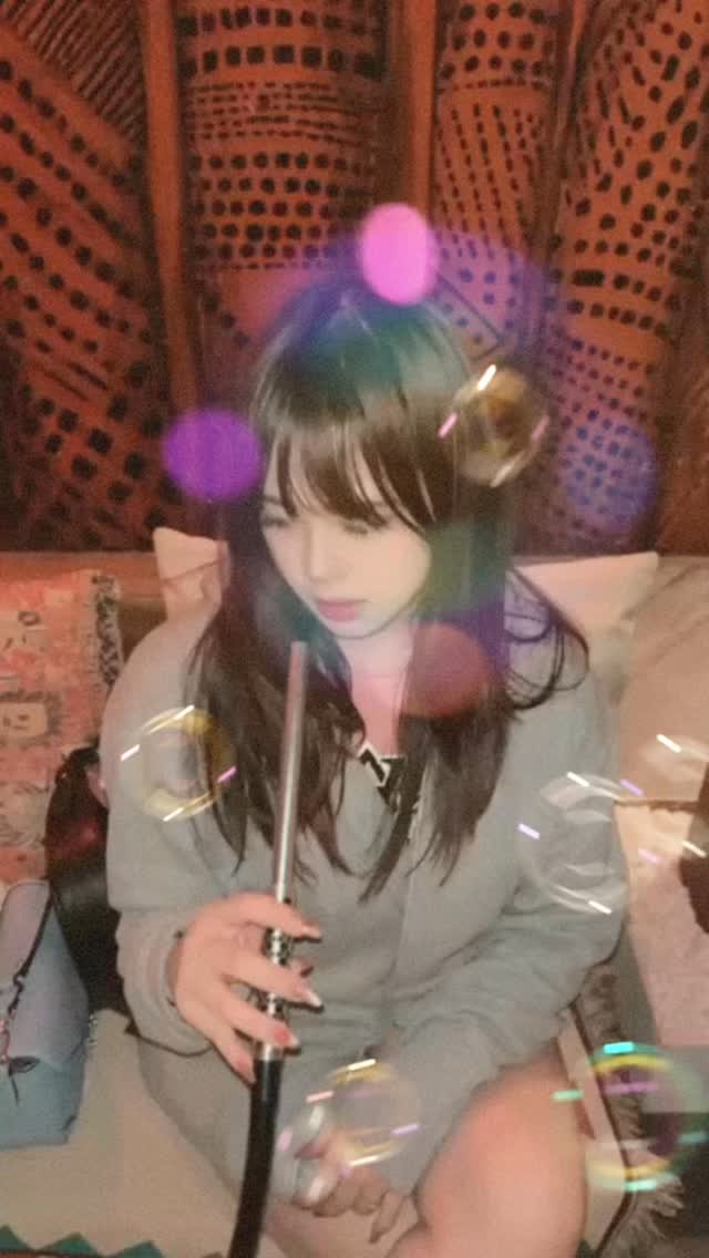 ベトナム🇻🇳の夜はシーシャ🌉🤍
マリリンちゃん

#バンコク美女 #バンコクラウンジ #barandloungeone #バンコクバー #トンローラウンジ #タイ人美女 #バンコクナイト
