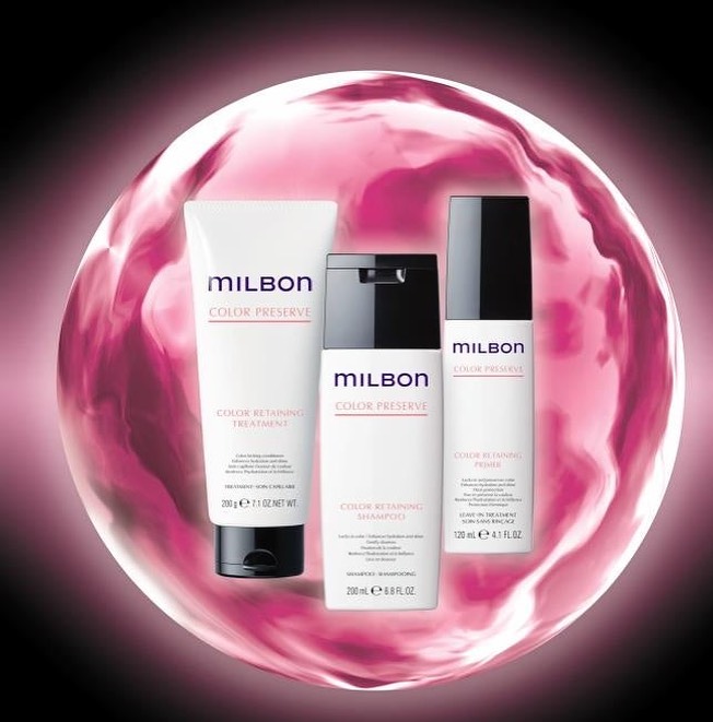 🌈✨ ผลิตภัณฑ์ใหม่จาก Milbon “Color Preserve” วางจำหน่ายแล้วที่ Shiro 💇‍♀️💖

ใครที่อยากให้สีผมจากซาลอนสวยนาน ไม่ซีดง่าย ต้องลองเลย!
ซีรีส์ใหม่นี้ช่วยลดการซีดจางของสีผม พร้อมเพิ่มความเงางามและชุ่มชื้นให้เส้นผมของคุณ ✨

🩷 จุดเด่น
・เทคโนโลยี “Color Retaining Technology” ปกป้องสีจากการหลุดลอก
・ส่วนผสมพิเศษช่วยลดการซีดตั้งแต่ครั้งแรกที่สระ
・ครบเซ็ต 3 ขั้นตอน 💆‍♀️ แชมพู / ทรีทเมนต์ / ลีฟออน เพื่อผมสวยเงางามยาวนาน 💫

มีให้บริการทั้งในเมนูซาลอน
และจำหน่ายเป็นผลิตภัณฑ์ดูแลผมที่บ้านด้วยค่ะ 🛁
.
.
.

Shiroにてミルボンさんから発売されたヘアカラーの褪色を最小限に抑えられる新製品の取り扱いが始まりました😊

サロンメニュー、店販商品としても販売していますのでぜひご利用くださいませ☺️

『カラープリザーブ』は、サロンカラー直後のきれいなヘアカラーを長く楽しむための、褪色をおさえて、みずみずしいツヤも続く髪へと導く新シリーズです。

✨特長✨
「カラーリテイニングテクノロジー」の搭載とホームケアアイテム3品それぞれに特長成分を配合することで、ヘアカラーした髪の染料を水から守り、サロンカラー直後の美しい髪色を保ち、みずみずしいツヤ髪へと導きます。また、褪色を実感するタイミングである”サロンカラー直後のシャンプー”に着目し、褪色抑制効果の高い洗浄成分をシャンプーに配合しています。
.
.
.

🎨Shiro Color Lounge🎨
🎋: Japanese style hair salon

 •ถนนสุขุมวิท39 (พร้อมพงษ์)ซอยพร้อมศรี1
 •BTS พร้อมพงษ์

ติดต่อจองคิวหรือสอบถามเพิ่มเติมได้ที่ 
Line ID add : @945btvcx
Tel : 090-952-3420 
.
.
.

#ช่างทำสี #ฟอกสีผม #ทรีตเมนท์ #บาลายาจ #ไฮไลต์ #สุขุมวิทซาลอน #กรุงเทพซาลอน #ผมสวย #สีผมแฟชั่น #ผม #สุขุมวิท #ผมลื่นเงางาม #ผมสุขภาพดี #ทำผม #ผมดูดี #ทำสีผม #ร้านทำผม #ซาลอน #ร้านเสริมสวย #ร้านทำสีผม #ช่างทำผม #バンコク #タイ #バンコク在住 #バンコク生活 #バンコク美容#バンコク駐在妻 #バンコク美容室#パーソナルカラー#personalcolor