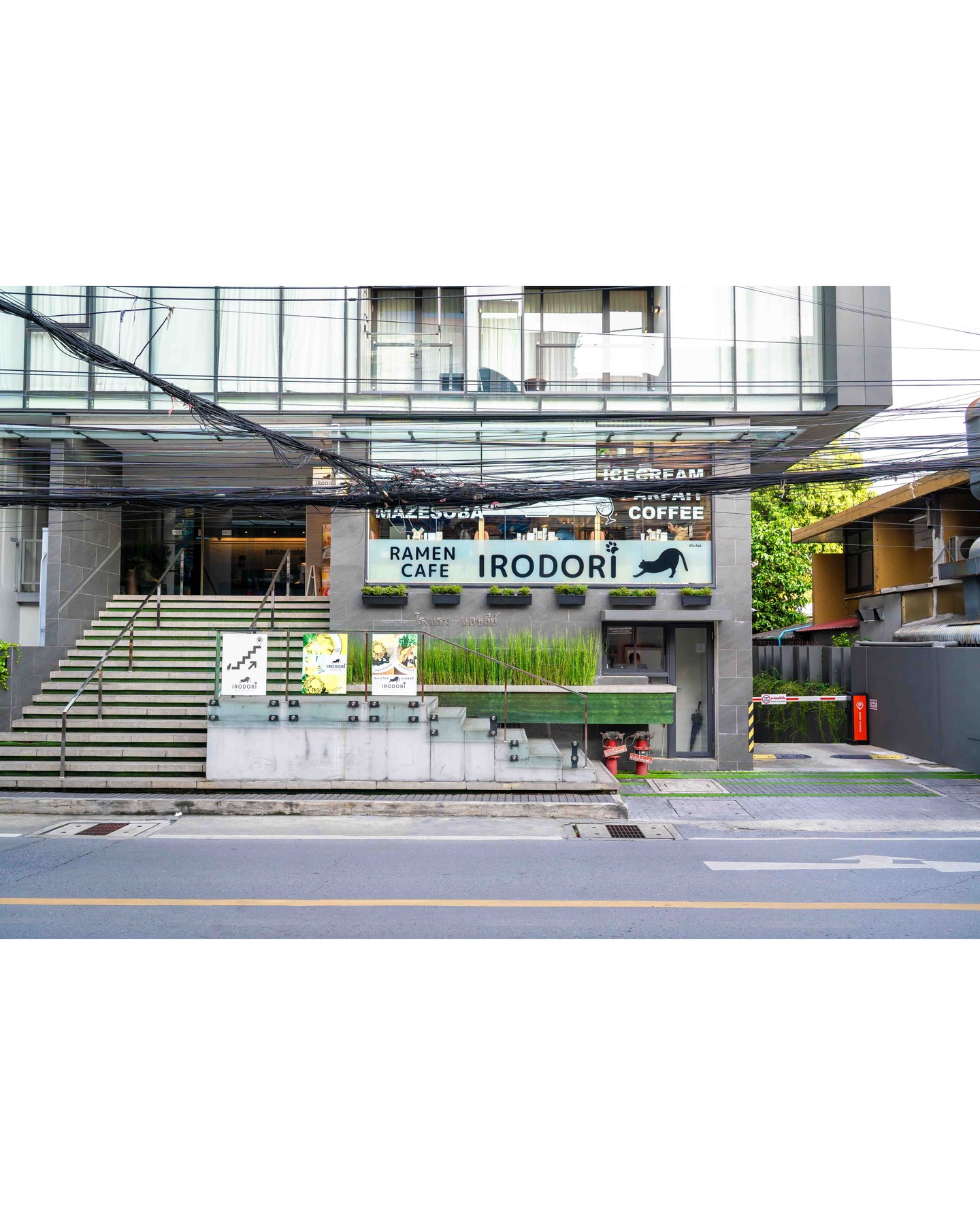 ＼ トンローソイ13 日本村すぐそば！ ／

Ashley HOTEL 2階の「IRODORI」は、あらゆるシーンに対応する欲張りなダイニング＆カフェ！

🍚 **充実のフードメニュー**
がっつり食べたいランチやディナーには、自慢のラーメンや多彩な定食をどうぞ！

☕ **食後のご褒美時間**
自家製デザート、香り高いコーヒー、そして見た目も可愛いソフトクリームのパフェも大人気！

🕰️ **【11:30〜21:00】通し営業で便利！**
Wi-Fi・電源完備。広々としたソファ席は、作業やリラックスに最適です。待ち合わせにも◎

ラストオーダーは20:30まで。軽いディナー後のデザート利用も大歓迎です！
階段を上がって、猫のマークを目印にお越しください！


＼ ติดซอยทองหล่อ 13 ใกล้ Nihonmura! ／

“IRODORI” ที่ชั้น 2 ของโรงแรม Ashley HOTEL เป็นทั้งร้านอาหารและคาเฟ่ครบวงจรที่ตอบโจทย์ได้ทุกโอกาส!

🍚 เมนูอาหารหลากหลาย
สำหรับมื้อกลางวันหรือมื้อค่ำที่ต้องการจัดเต็ม เรามี ราเมง สูตรเด็ดและ เซ็ตเมนู ที่มีให้เลือกมากมาย!

☕ ช่วงเวลาพิเศษหลังมื้ออาหาร
ขนมหวานโฮมเมด, กาแฟหอมกรุ่น, และที่พลาดไม่ได้คือ ซอฟต์ครีมพาร์เฟต์ หน้าตาน่ารัก ที่ได้รับความนิยมอย่างมาก!

🕰️ เปิดยาว 11:30 - 21:00 น. สะดวกสุดๆ!
มี Wi-Fi และปลั๊กไฟให้บริการครบครัน ที่นั่งโซฟา กว้างขวางเหมาะสำหรับการทำงานหรือพักผ่อน นัดพบเพื่อนก็เยี่ยม!

รับออเดอร์สุดท้าย 20:30 น. ยินดีต้อนรับสำหรับการแวะมาทานของหวานหลังมื้อค่ำเบาๆ ค่ะ/ครับ!
ขึ้นบันไดมา มองหา สัญลักษณ์รูปแมว แล้วเข้ามาได้เลย!


＼ Right next to Nihonmura, Thonglor Soi 13! ／

“IRODORI” on the 2nd floor of Ashley HOTEL is a versatile dining and cafe spot for all occasions!

🍚 Extensive Food Menu
For a satisfying lunch or dinner, enjoy our signature ramen or our wide variety of set meals!

☕ A Sweet Reward After Your Meal
Homemade desserts, fragrant coffee, and the popular, picture-perfect soft-serve parfait!

🕰️ Open Continuously from 11:30 AM to 9:00 PM – So convenient!
Free Wi-Fi and power outlets available. Our spacious sofa seating is perfect for working or relaxing. Great for meetups, too!

Last order is at 8:30 PM. We welcome you to stop by for dessert even after a light dinner!
Please come up the stairs and look for the cat mark as your guide!

#ThonglorCafeHopping #BangkokFood #JapaneseFoodInThailand #CafeWithPowerOutlets #WorkingCafe #คาเฟ่ทองหล่อ #อาหารอร่อยในกรุงเทพ #อาหารญี่ปุ่นในไทย #คาเฟ่มีปลั๊กไฟ #คาเฟ่ทำงาน #IRODORI #Thonglor #トンローカフェ巡り #バンコクグルメ #タイで和食 #電源カフェ #作業カフェ