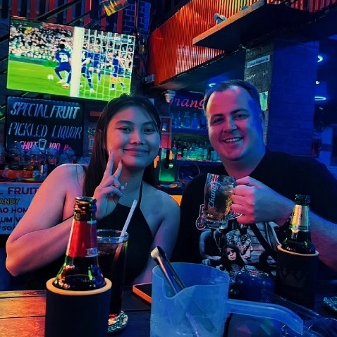 Who said Mondays can’t be fun? 😉
At Orange Bar, we turn the start of the week into a reason to smile!
Come for the vibes, stay for the energy 💛

ใครบอกว่าวันจันทร์ต้องน่าเบื่อ? 😎
ที่ Orange Bar ทุกวันคือวันที่เต็มไปด้วยความสนุกและรอยยิ้ม 💫
มาเติมพลังบวกกันที่สุขุมวิท 11/1! 💛

#OrangeBarBangkok #MondayVibes #BangkokNightlife #Sukhumvit11 #GoodVibesOnly #สุขุมวิทบาร์ #บาร์กรุงเทพ #วันจันทร์สดใส