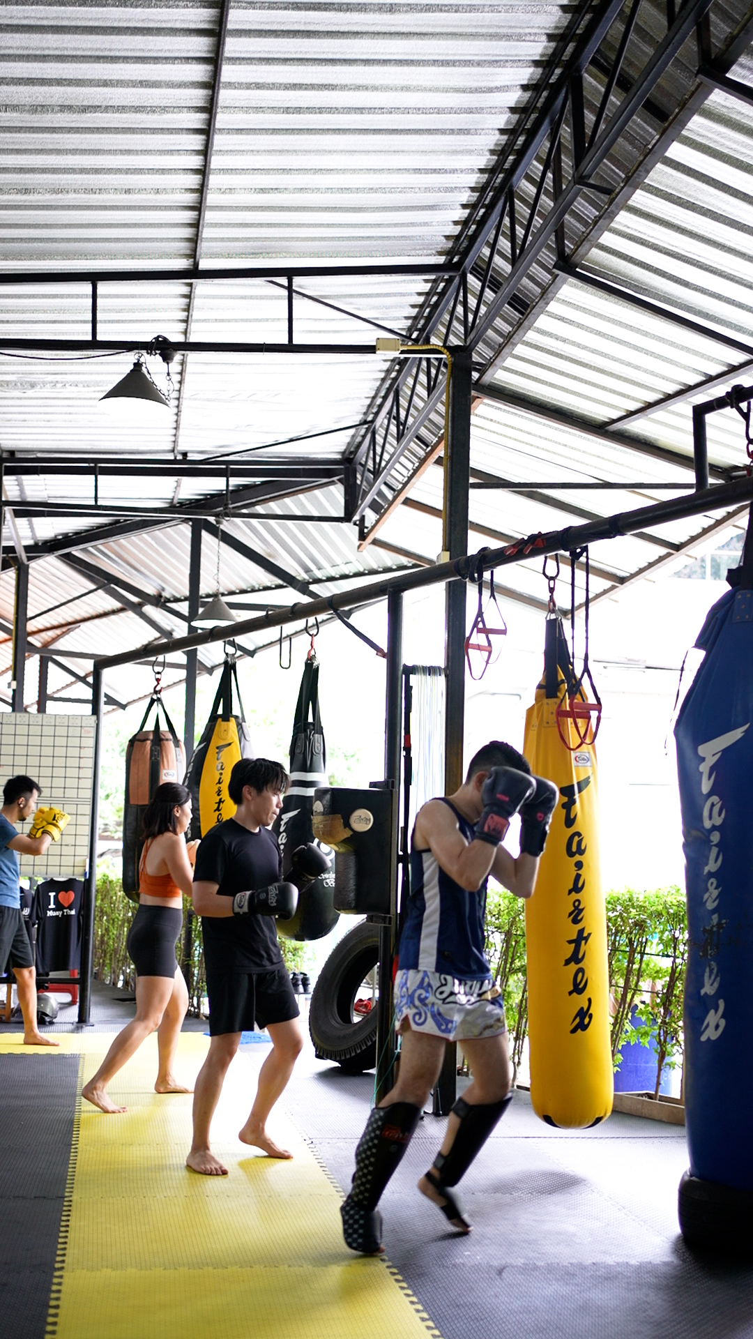 🥊さわっでぃくらっぷ🥊
🗻日本語は下にあります🗻
🥊Sawaddee Krub🥊
☕️Scroll down for English☕️

สวัสดีทุกคน! 🌟 สบายดีกันไหม?!?! 💪

ขอบคุณที่ติดตามโซเชียลมีเดียและ Google Maps ของ Migaku Gym เสมอมา! 🌍 เขียนรีวิวเกี่ยวกับยิมของเราบน Google และรับโปรโมชั่นดีๆ ได้เลย! 🎁✨

Migaku Gym ดึงดูดผู้คนทุกเพศทุกวัยจากทั่วทุกมุมโลก แม้แต่ผู้ที่มีอายุ 65 ปีขึ้นไปก็ยินดีต้อนรับ! 👶👴 เราทำงานอย่างหนักทุกวันเพื่อให้ที่นี่เป็นสถานที่ที่สนุกสนานสำหรับทุกคน! 🔥

หากมีคำถามใดๆ โปรดส่งข้อความถึงเราได้ตลอดเวลา! 📩 เรารอคอยคำถามและข้อเสนอแนะจากคุณ และเรากำลังพัฒนายิมของเราอย่างต่อเนื่องเพื่อให้เป็นสถานที่ที่สะดวกสบายยิ่งขึ้น!

มาร่วมกันออกกำลังกายที่ Migaku Gym ต่อไป ผ่อนคลายทั้งกายและใจ! 🧘‍♂️🏋️‍♀️ แม้แต่ก้าวเล็กๆ ก็นำไปสู่ความก้าวหน้าที่ยิ่งใหญ่ได้! 🌱✨

🚶‍♀️ยิมอยู่ปากซอย สุขุมวิท24 เดินจากBTS พร้อมพงษ์3 นาที!

Hello everyone! 🌟 How are you all doing?!?! 💪

Thank you for always following Migaku Gym's social media and Google Maps! 🌍 Write a Google review for the gym and you'll get a great promotion! 🎁✨

Migaku Gym is a place where people of all ages and genders come together from all over the world. Even people over 65 are welcome! 👶👴 We're working hard every day to make it a fun place for everyone! 🔥

If you have any questions, please feel free to message us anytime! 📩 We look forward to your questions and feedback. And we're constantly improving our gym to make it an even more comfortable place!

Let's continue to sweat together at Migaku Gym and refresh our minds and bodies! 🧘‍♂️🏋️‍♀️Even small steps can lead to great progress! 🌱✨
🚶‍♀️Conveniently located at the entrance of Sukhumvit 24, just a 3-minute walk from BTS Phrom Phong Station!

こんにちは、皆さん！🌟みんな元気してる？！？！💪

いつもありがとう、MigakuジムのSNSやGoogleマップを見てくれて！🌍ジムでGoogleレビューを書いてくれると素晴らしいプロモーションが待ってるよ！🎁✨

Migakuジムには老若男女、世界中から色んな人が集まってくれてます。65歳の方も大歓迎なんだよ！👶👴みんなが楽しく過ごせる場所を目指して、今日も全力でMigakuしてます！🔥

分からないことがあれば、いつでもメッセージくださいね！📩みんなの質問やフィードバックを待ってます。

これからもMigakuジムで一緒に汗かいて、心も身体もリフレッシュしよう！🧘‍♂️🏋️‍♀️どんな小さなステップでも、それがあなたの大きな進化に繋がる！🌱✨

🚶‍♀️アクセスも便利で、スクンビット24の入口に位置し、BTSプロンポン駅から徒歩3分！

#muaythai
#ลดน้ำหนัก
#ลดความอ้วน
#thaiboxing
#ออกกำลังกาย
#ลดไขมัน
#muaythaitraining
#ฟิตเนส
#ลดหุ่น