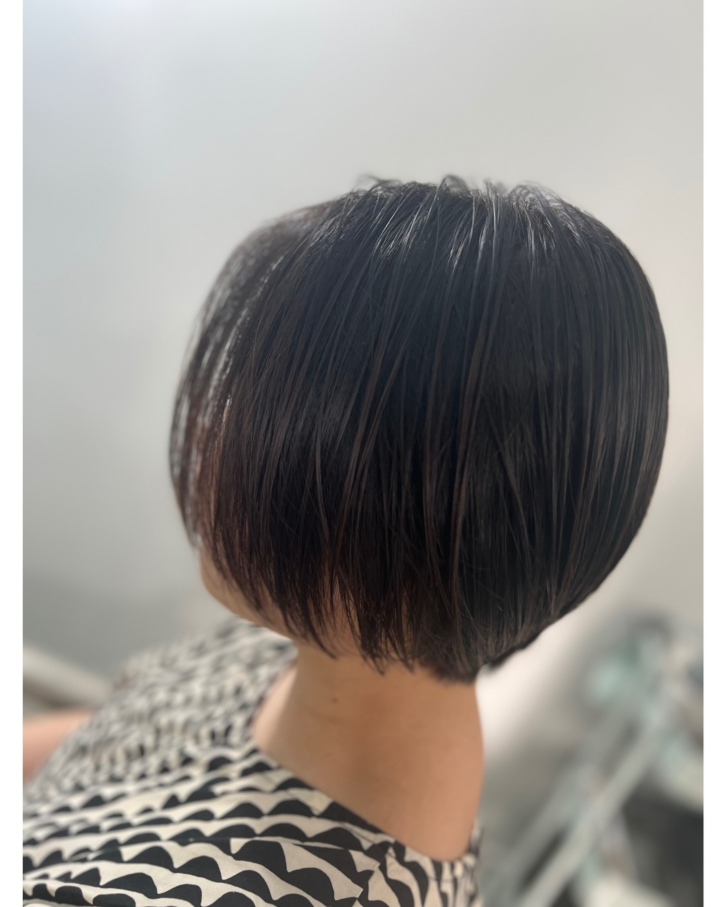 ショートやボブも得意です🎀

#バンコク美容室
#バンコク美容院
#バンコク駐在
#バンコク日系美容室
#バンコクヘアサロン
#バンコク縮毛矯正
#バンコク艶髪