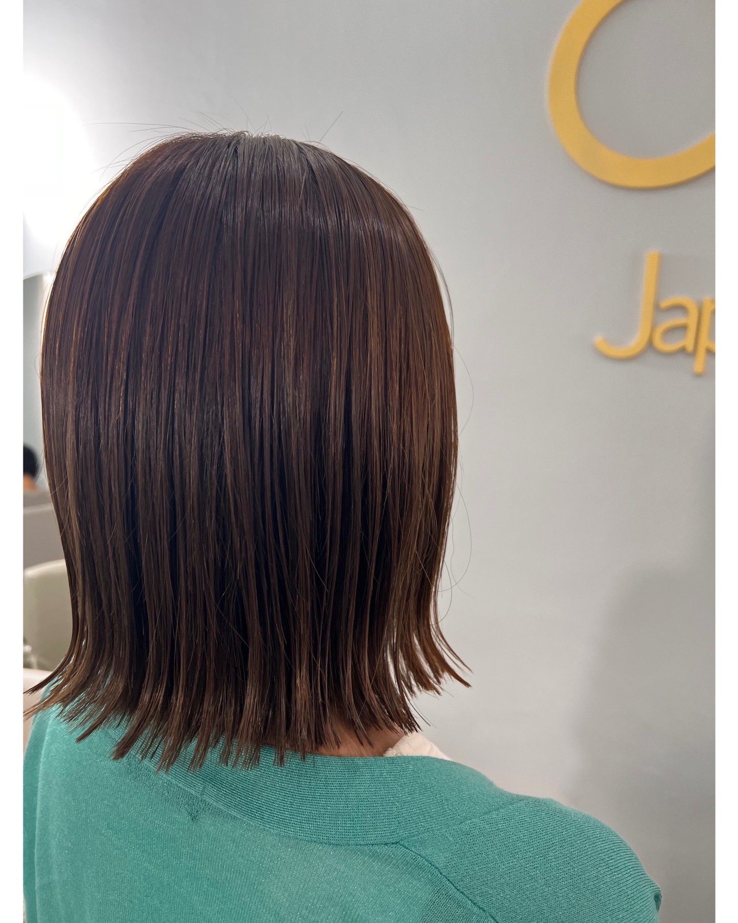 切りっぱなしボブ🩵とっても人気です🩵


酸性ストレートでつやつやな仕上がり✨

酸性ストレートなら同日にカラーもできますよ🩷

♡

🕘 9:00 - 19:00 (Monday Closed)
📍BAKARA Residence Thonglor 20 
📞096-691-2001
🗣️日本語 / English / ภาษาไทย
🅿️Car Parking👌
💰Cash / QR / Credit Card ( Fee 3% )

♡

#バンコク美容室
#バンコク美容院
#バンコク駐在
#バンコク旅行
#バンコク日系美容室
#バンコク酸性ストレート
#バンコク縮毛矯正
#バンコクヘアサロン
#バンコクトリートメント
#バンコクヘアカラー
#バンコク艶髪