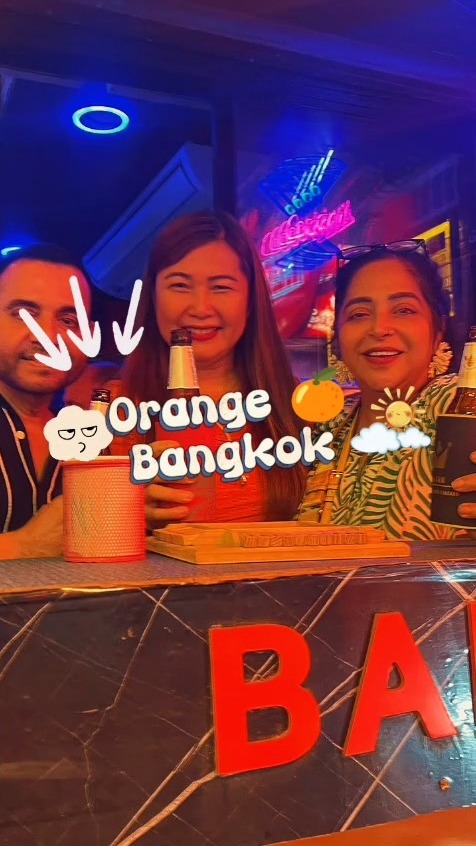 Who says Thursday isn’t for fun?
We call it the pre-party party! 🎉 Come get your good vibes fix tonight at Orange Bar 🍊

ใครบอกว่าพฤหัสไม่ใช่วันสนุก?
เราขอเรียกมันว่า ปาร์ตี้ก่อนปาร์ตี้! 🎉 มาสนุกกับบรรยากาศดีๆ ที่ Orange Bar 🍊

#OrangeBarBKK #BangkokVibes #Sukhumvit11 #BangkokNights #PreWeekendMood #GoodTimes #BangkokFun