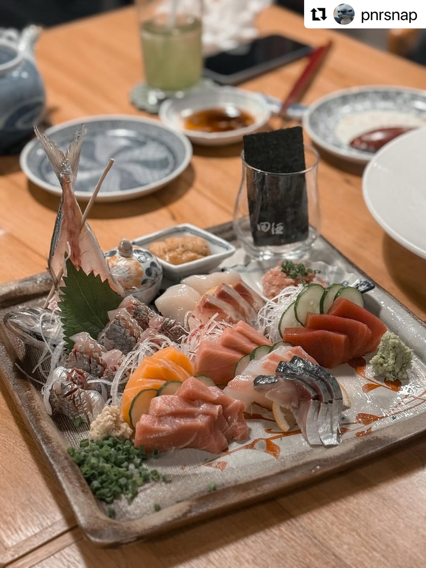 Sashimi is calling! 📞 We stock a new, high-quality selection every week🐟🍣✨ Come and relax with us in our cozy alley in Thonglor. Open Tuesday to Sunday.

#Repost @pnrsnap Thank you so much for your kind compliments🫶🏻
・・・
Hidden gens 🐟😋