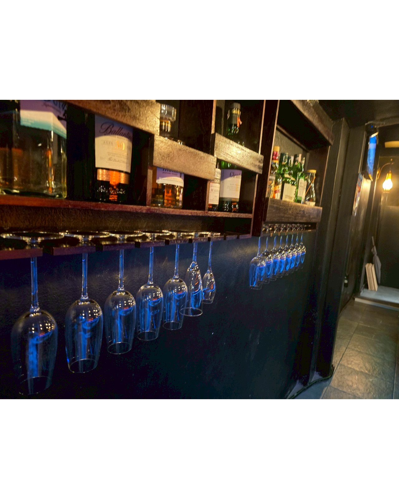 特別な記念日や大切な人との夜にふさわしいBARON。

贅沢なひとときを演出する、都会のラウンジです💎

At BARON, make every celebration unforgettable.

✨そして今ならもっとお得に楽しめるチャンス✨
📣レビュー投稿キャンペーン開催中！
お店の感想を投稿すると…1セット無料 or 1,000バーツOFF✨
※写真は2枚以上の投稿をお願いします📸

🍻 Buy 1 Tequila and get 2🍻
今だけ！テキーラを1杯ご注文で、もう1杯無料に！乾杯はテキーラで決まり🍾

📍4, 24 Sukhumvit 33 Alley, Khlong Tan Nuea, Watthana, Bangkok 10110
🚉BTSプロンポン駅徒歩すぐ
🕗20:00～26:00（最終入店25:00）
📞+66802248075

#記念日バー
#AnniversaryNight
#バンコク特別な夜
#CelebrateAtBARON
#VIP記念日
#バンコク大切な人と
#LuxuryAnniversary
#バンコクで祝う
#ロマンチックナイト
#特別な時間
#夜の贅沢体験
#ห้องรับรองสำหรับโอกาสพิเศษ
#ロマンチックナイト
#プロンポンラウンジ