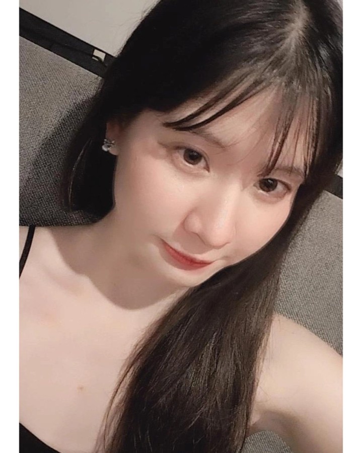 こんばんは、皆さま！🌙✨

週のスタートである月曜日、10月も残りわずかです。季節の変わり目を感じつつ、忙しい毎日を送っていらっしゃることでしょう。そんな皆さまの休息場所として、ZARAスナックバーをご利用いただければ嬉しいです🌸

私たちの楽しいキャストが、心を込めてお迎えいたします🎉素敵なひと時を過ごしにぜひお立ち寄りください☺️✨

一日を締めくくるリフレッシュタイムに、ZARAスナックバーで笑顔いっぱいの時間をお楽しみください🍹

お客様のご来店を心よりお待ちしております！✨

Good evening, everyone! 🌙✨

Monday marks the start of the week, and there's only a few days left in October. As you feel the change of seasons, you're likely busy every day. We hope you'll find ZARA Snack Bar a place to relax.🌸

Our fun staff will warmly welcome you.🎉 Please stop by for a wonderful time. We've got hot drinks and delicious snacks waiting for you.☺️✨

Enjoy a refreshing moment at the end of the day at ZARA Snack Bar, filled with smiles and fun.🍹

We look forward to seeing you!✨

大家晚上好！🌙✨

周一是一周的开始，十月只剩下几天了。随着季节的更替，您每天都会感到忙碌。希望ZARA Snack Bar能为您提供放松身心的好去处。🌸

我们热情友好的员工将热情欢迎您的到来。🎉 欢迎光临，共度美好时光。我们为您准备了热饮和美味小吃。☺️✨

在ZARA Snack Bar享受一天结束后的清爽时刻，这里充满欢声笑语和欢乐。🍹

期待您的光临！✨

#スナックバー
#バンコク夜遊び
#ガールズバー
#BangkokNightlife
#ZaraYoungPlace
#explorepage
#viral
#曼谷酒吧
#曼谷夜生活