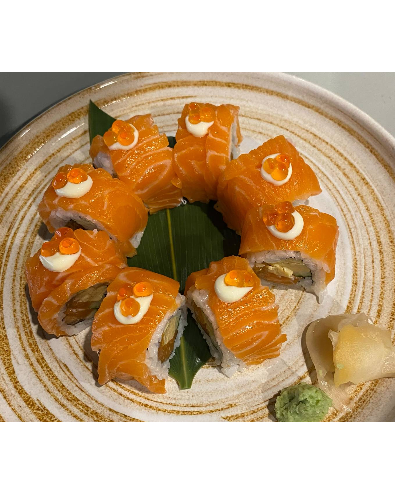 Discover the exquisite sushi creations at our restaurant, meticulously crafted by a seasoned Japanese chef who brings both passion and expertise to every plate 🍣. If you're a sushi aficionado, this is a culinary experience you simply cannot miss! Each dish, carefully prepared, showcases the harmony of flavors and artistry that traditional Japanese cuisine is celebrated for. Whether it's the delicate nigiri, flavorful maki, or the intricate sashimi, you're sure to find something to delight your taste buds. Our menu is designed to take you on a journey through Japan's rich culinary landscape, right from the comfort of your seat. So, when your taste buds long for authentic and irresistible sushi, make our restaurant your destination. Join us to savor a symphony of tastes that honor the timeless tradition and creativity of Japanese gastronomy 🎌.           🍣🍱

สัมผัสประสบการณ์ซูชิชั้นเลิศที่รังสรรค์อย่างพิถีพิถันโดยเชฟชาวญี่ปุ่นผู้มากประสบการณ์ รังสรรค์ทุกจานด้วยใจรัก 🍣 หากคุณเป็นคนรักซูชิ นี่คือประสบการณ์การรับประทานอาหารที่คุณไม่ควรพลาด! ทุกจานปรุงอย่างพิถีพิถัน สะท้อนถึงรสชาติอันกลมกล่อมและศิลปะอันเป็นเอกลักษณ์เฉพาะตัวของอาหารญี่ปุ่นดั้งเดิม  รับรองว่าคุณจะต้องประทับใจกับรสชาติที่ถูกใจ เมนูของเราออกแบบมาเพื่อพาคุณไปสัมผัสประสบการณ์อันหลากหลายของอาหารญี่ปุ่น สัมผัสประสบการณ์ตรงจากที่นั่งของคุณ มาร่วมดื่มด่ำกับรสชาติอันเป็นเอกลักษณ์ที่รังสรรค์ขึ้นอย่างพิถีพิถัน สืบสานประเพณีและความคิดสร้างสรรค์อันเหนือกาลเวลาของอาหารญี่ปุ่น 🎌 🍣🍱

#SushiLovers
#FoodieHeaven
#Ginsui
#Japanese foods
#กินซุย