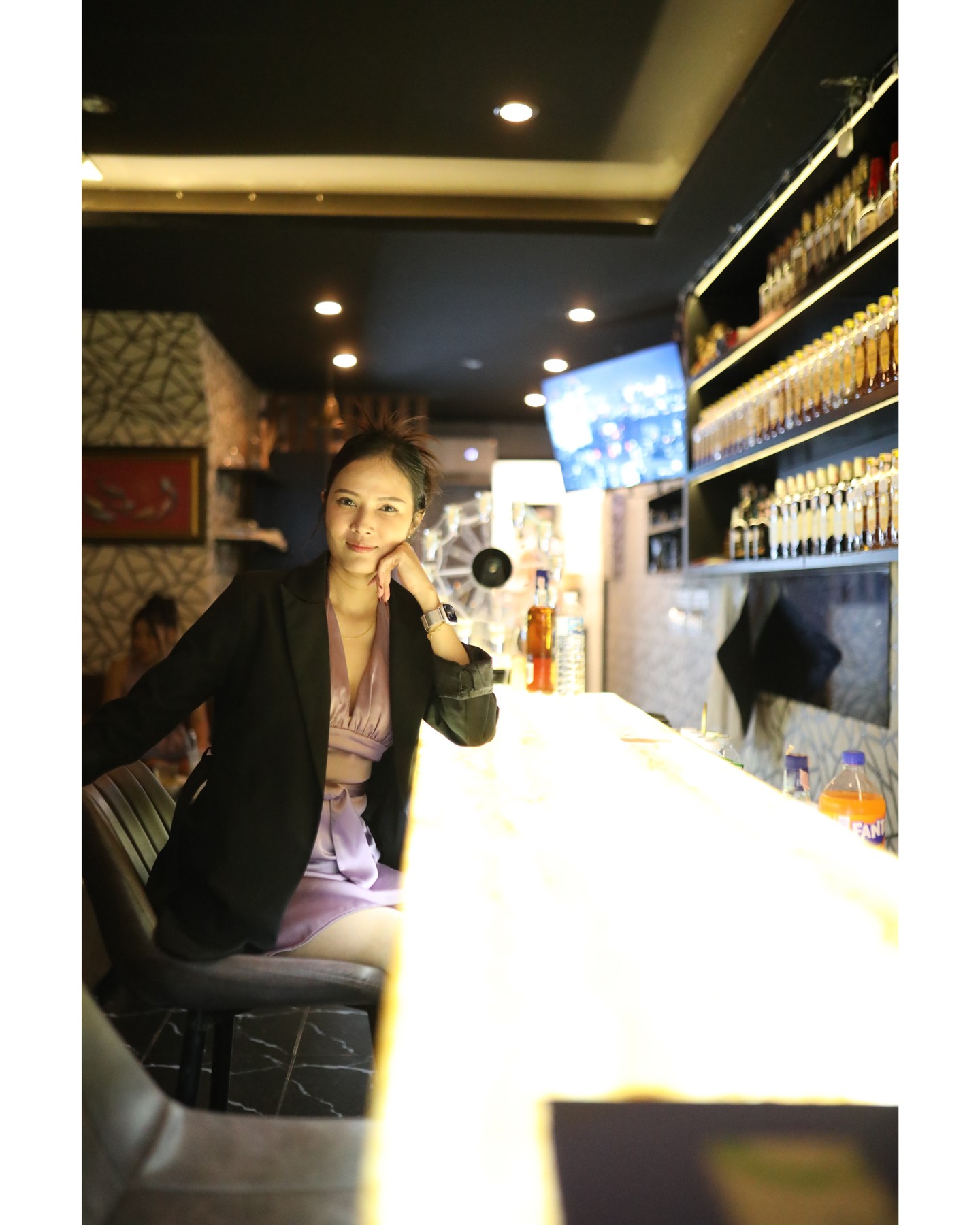 週の始まり、何かとバタバタする月曜日ですね🌟。そんな時には、ぜひ「club level41」に足を運んで、心身ともにリフレッシュしてみてはいかがでしょうか？こちらには、可愛くてセクシーなスタッフが、あなたを癒しの世界へとご案内します✨。日常の疲れを癒し、リラックスできるのはもちろんのこと、最高級のサービスとエンターテインメントをお届けいたします🎶。どんなに忙しい日々でも、少しの時間を自分のために使って、エネルギーをチャージしましょう。お友達やお仲間と一緒に、心温まるひとときを過ごすのにもぴったりです。ぜひ、club level41で新しい週のスタートを素敵な時間にしましょう🔝。皆様のご来店を心よりお待ちしております！

周一是忙碌的一周的开始🌟。何不来“club level41”放松身心？我们可爱性感的员工将带您进入一个治愈系的世界✨。在这里，您不仅能舒缓身心，消除日常生活的疲惫，还能享受最优质的服务和娱乐🎶。无论您的日子多么忙碌，都不妨抽出一点时间给自己，补充能量。这里也是与朋友和同事共度温馨时光的理想场所。快来“club level41”开启美好的一周吧🔝，期待您的光临！

#Club LEVEL 41
#キャバクラ
#お酒
#女の子
#可愛い
#バンコク
#ClubLevel41
#癒しの世界
#最高級のサービス