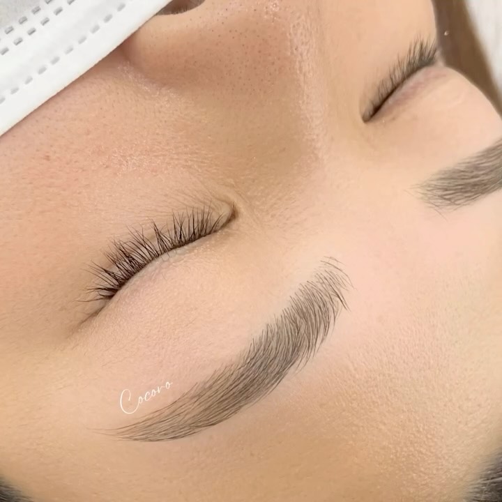 Eyebrow wax (+thinning)🍭

眉ワックス（間引き）で叶える“整う眉”

重たく見えやすい眉も、余分な毛を丁寧に処理するだけで
ぐっと軽やかで、清潔感のある印象に！

ナチュラル派の方にもおすすめです🤍

是非お試しください✨

Brow waxing (thinning) for perfectly balanced brows.

Even heavy-looking brows can appear lighter and cleaner
just by removing the excess hair with care.

A natural, polished look — perfect for those who love a subtle style🤍

🧚🏼For Women’s & Men’s 

📍BTS Phrom Phong พร้อมพงษ์ 
(Sukhumvit39 ซ. สุขุมวิท 39)
https://maps.app.goo.gl/FA2nE1kQDGGQj9VF6?g_st=il

⏰ Open : 9am-6pm(last call)
Tue & Other : CLOSED

💌https://lin.ee/ciIv84L

#bangkok
#phromphong
#sukhumvit39
#bangkoklife
#bangkokbeauty
#eyebrowwax
#バンコク
#プロンポン
#バンコク生活
#タイ美容
#バンコク駐在妻 
#眉ワックス