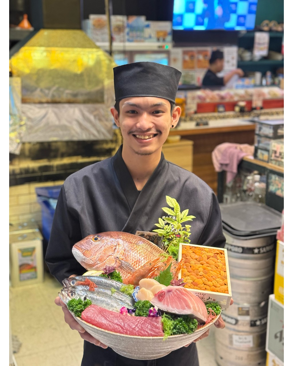 🎃👻✨Halloween Promotion at Sanriku Sushi✨👻🎃
いつも 鮨 郷土居酒屋 三陸（Sanriku Sushi） をご利用いただきありがとうございます☺️🍣

10月は少し厳しい営業もありましたが、
それでも毎日ご来店くださる常連の皆さまに本当に支えられました。
心から感謝しています。ありがとうございます🙏🏻💓

そんな皆さまへ感謝の気持ちを込めて、
🎃**10月31日限定！ハロウィンプロモーション開催！**🎃

🐟 大人気のサーモン系料理が特別割引価格で登場！
🍺 対象のドリンクも99Bの破格でご提供！
この機会にぜひお立ち寄りください👻🍻

今夜も「三陸」で、
美味しい日本食 (อาหารญี่ปุ่น / japanese food)と温かい時間をお楽しみください💫🍣

📍 Sanriku Sushi, Sukhumvit 19 Alley, Lane 2, Khlong Toei Nuea, Watthana, Bangkok, Thailand

#Izakaya
#izakaya
#japanese food