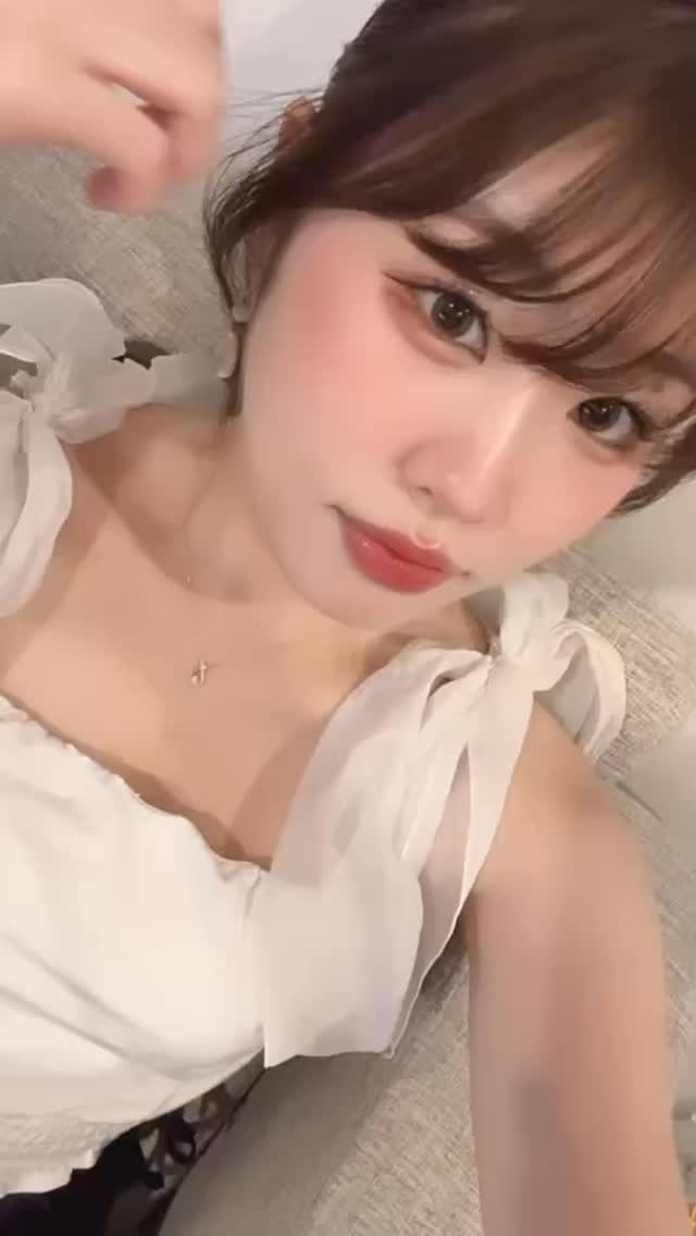 sena manager✨

タイ語、日本語、英語
3ヶ国語ペラペラです🗣️🤍

タイに居ながらも言語の不安なく
お楽しみ頂けるので
是非ONEに遊びに来てください😌💕

#バンコク美女 #バンコクラウンジ #barandloungeone #バンコクバー #トンローラウンジ #ラウンジワン #バンコクナイト