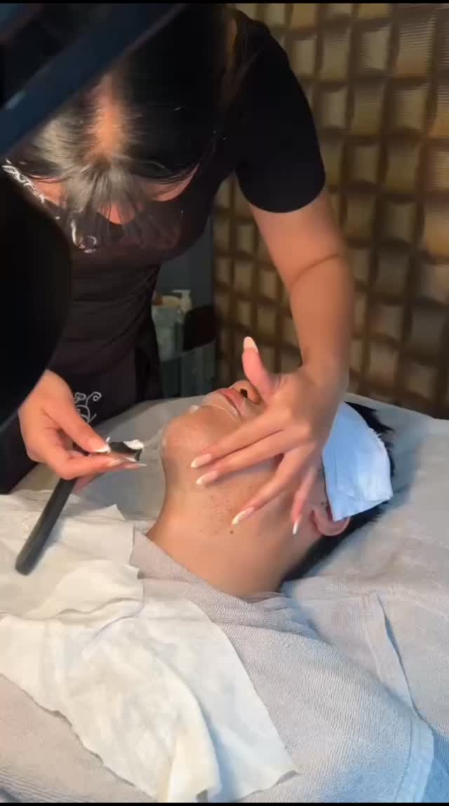 Let our team take care of your body from head to toe 🥰 
Welcome to body care works 
📍Location Sukumvit soi18 

You can make a reservation at here👇
☎️ 02 124 5246
DM (X or FACEBOOK)
WhatsApp +66 98 925 5888