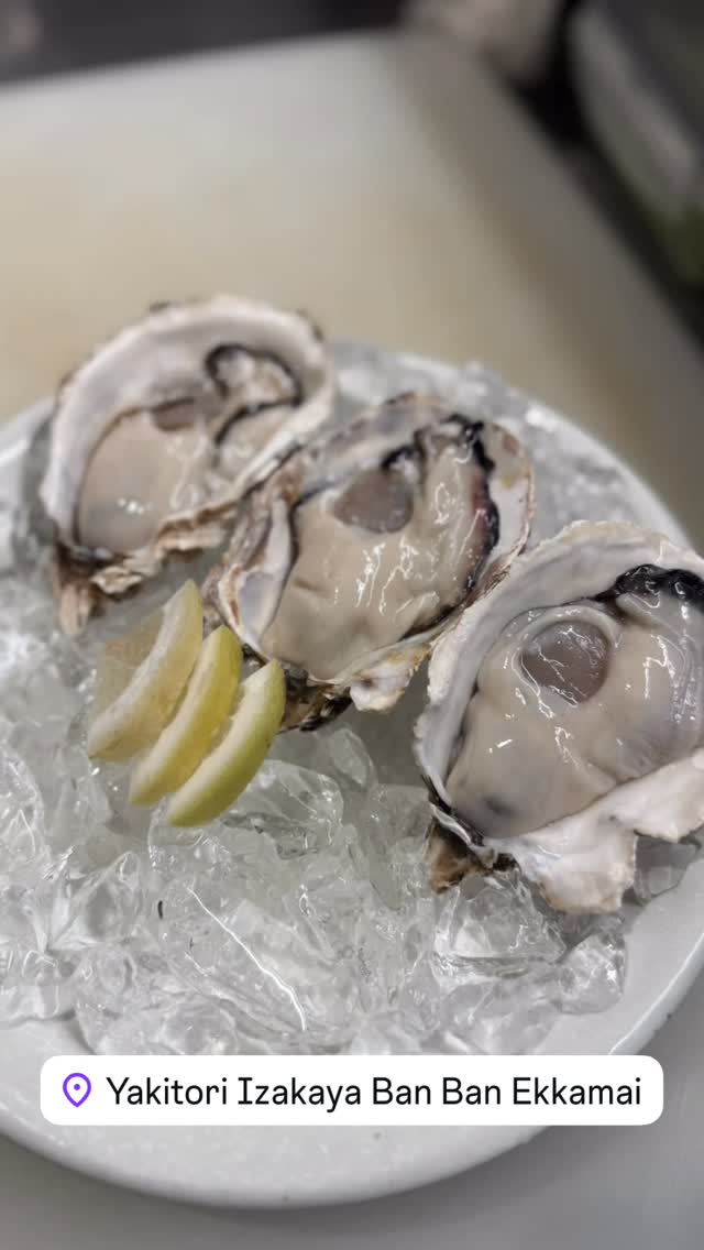 こんばんは「焼鳥居酒屋ばんばん」へ！🍶✨毎日新鮮な素材を使った、美味しい焼鳥を多数ご用意しております。香ばしく焼き上げた焼鳥は、あなたのお食事を特別な体験にいたします。🍢さらに、新鮮な刺身もお楽しみいただけ、複数の味わいを一度に満喫できます。🐟🌿

また、豊富なメニューも当店の自慢です。季節ごとに変わるメニューや、特別プロモーションで何度訪れても新しい発見があります！ぜひ、お友達やご家族と一緒に楽しいひとときをお過ごしください。🎉

皆さまのお越しを心よりお待ちしております！ご予約はお早めに。📞✨
☎️02-000-2600

สวัสดีตอนเย็น ยินดีต้อนรับสู่ Yakitori Izakaya Banban! 🍶✨เรามียากิโทริหลากหลายรสชาติแสนอร่อย ปรุงด้วยวัตถุดิบสดใหม่ทุกวัน ยากิโทริย่างรสชาติจัดจ้านของเราจะทำให้มื้ออาหารของคุณเป็นประสบการณ์สุดพิเศษอย่างแท้จริง 🍢นอกจากนี้ คุณยังสามารถเพลิดเพลินกับซาชิมิสดๆ ให้คุณได้ลิ้มลองรสชาติหลากหลายในคราวเดียว 🐟🌿

เราภูมิใจนำเสนอเมนูที่หลากหลายของเรา ด้วยเมนูที่เปลี่ยนแปลงตามฤดูกาลและโปรโมชั่นพิเศษ คุณจะได้พบกับสิ่งใหม่ๆ ให้ค้นพบอยู่เสมอ! มาร่วมสนุกกับเพื่อนๆ และครอบครัวของคุณ 🎉

เรารอคอยที่จะได้พบคุณ! สำรองที่นั่งล่วงหน้า 📞✨
☎️02-000-2600

Good evening, welcome to Yakitori Izakaya Banban! 🍶✨We offer a wide variety of delicious yakitori, made with fresh ingredients every day. Our savory, grilled yakitori will make your meal a truly special experience. 🍢You can also enjoy fresh sashimi, allowing you to savor multiple flavors at once. 🐟🌿

We also pride ourselves on our extensive menu. With seasonally changing menus and special promotions, you'll always find something new to discover! Come and enjoy a fun time with friends and family. 🎉

We look forward to seeing you! Make your reservation early. 📞✨
☎️02-000-2600

晚上好，欢迎光临Yakitori Izakaya Banban！🍶✨我们提供种类繁多的美味烤鸡串，每日新鲜食材精心制作。我们香喷喷的烤鸡串定会让您的用餐体验更加特别。🍢您还可以品尝新鲜的刺身，一次感受多种美味。🐟🌿

我们引以为豪的是我们丰富的菜单。随着季节更迭，菜单不断更新，更有各种优惠活动，总能让您发现新的惊喜！快来和亲朋好友一起享受欢乐时光吧！🎉

期待您的光临！请尽早预订。📞✨

☎️02-000-2600