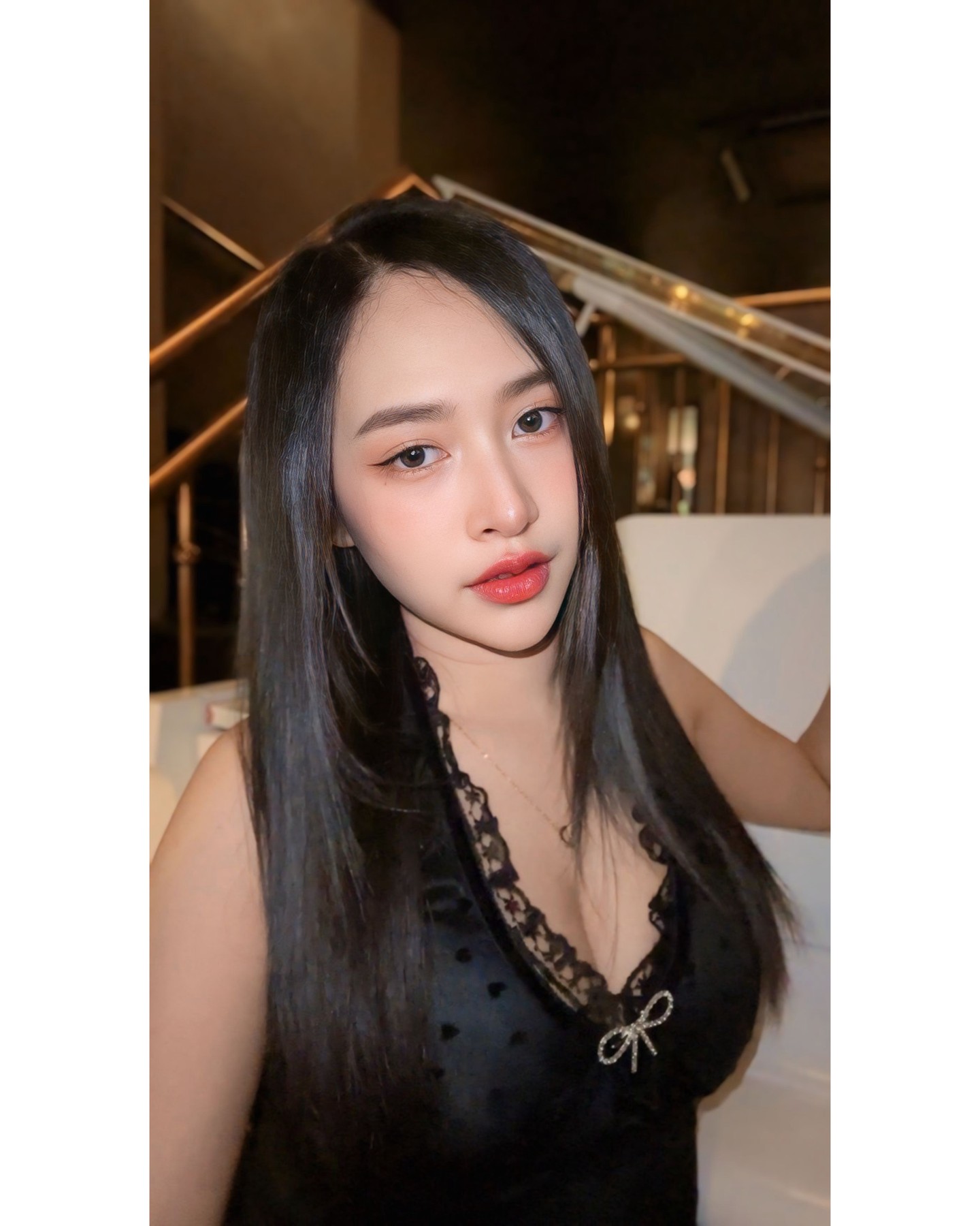 土晩ですね🍻✨

トンローソイ6、TWENTY FOURでセクシー美女たちがお待ちしてます😻❤️‍🔥💋

周六晚上！🍻✨

性感美女在通罗巷6巷的TWENTY FOUR等你哦！😻❤️‍🔥💋

토밤이네요 🍻✨

통로 소이 6, TWENTY FOUR에서 섹시한 미녀들이 기다리고 있습니다 😻❤️‍🔥💋

#バンコク
#トンロー
#キャバクラ
#日本人
#ラウンジ
#スナック
#美女
#乾杯
#かわいい