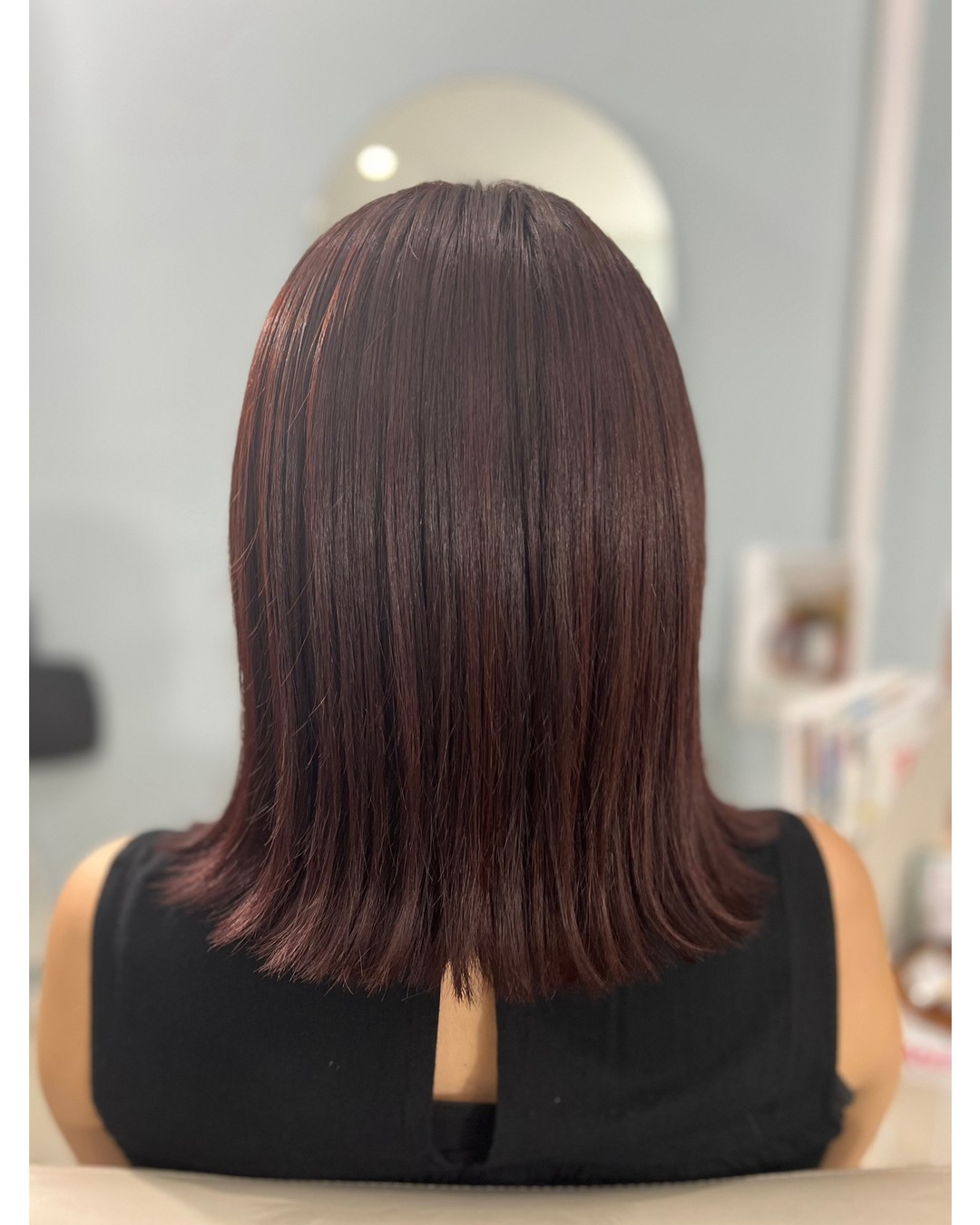 カラー🤎

プレックストリートメント(1500b)を一緒にするとダメージが軽減できて更に艶髪になれます！

#バンコク美容室
#バンコク美容院
#バンコク駐在
#バンコク旅行
#バンコク日系美容室
#バンコク酸性ストレート
#バンコク縮毛矯正
#バンコクヘアサロン
#バンコクトリートメント
#バンコクヘアカラー
#バンコク艶髪