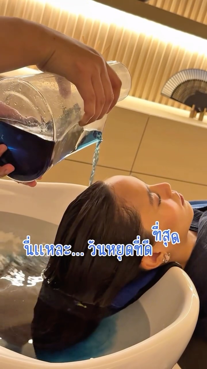 ที่นี่ไม่ใช่ญี่ปุ่น… แต่ให้ความรู้สึกเหมือนอยู่ญี่ปุ่น 🇯🇵
ทั้งบรรยากาศ การบริการ และความเงียบสงบ 🍃
ดูแลทั้ง “หนังศีรษะ ร่างกาย และหัวใจ” อย่างลึกซึ้ง

วันหยุดที่ดีที่สุด เริ่มต้นได้ที่นี่ — Head Onsen 💆‍♀️✨
🚿
This isn’t Japan… but it feels just like it 🇯🇵
With Japanese-style hospitality, peaceful atmosphere, and pure relaxation 🍃

Relax your scalp, body, and mind — all in one perfect space.
The best kind of holiday begins here — Head Onsen 💆‍♀️✨
🚿
🕊️ Hair & Mind in Harmony.
Experience Japanese-style relaxation at HeadOnsen Thailand.

📍 Donki Mall Thonglor (Thonglor Soi 10)
🚗 Big Carpark available

⸻

#headonsen #headonsenthailand #headonsenspa
#headspabangkok #headspa #wellness #wellbeing #wellnesstravel #wellnesstourism
#aroma #essentialoil #organic #cakra #massage #aromatherapy
#นวด #ผ่อนคลาย #สบายใจ #อโรม่า #สปา #ทำผม #ออแกนิค #ธรรมชาติ #สุขกายสบายใจ
#ヘッドスパバンコク #バンコク美容院
#hairremovalprevention #hairgrowth #thaimassage