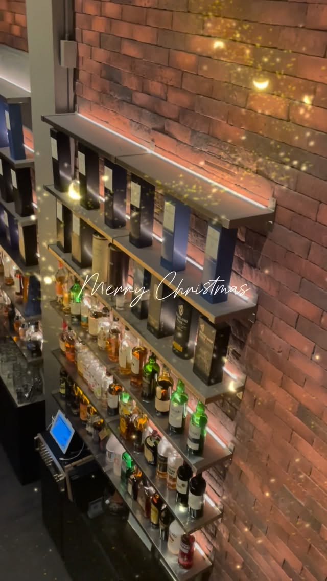 Chistmas is coming ❄️🎉🎊🎁#macallan #bar #sukumvit39 #bangkok #japanesebar #macallanbar #thailand