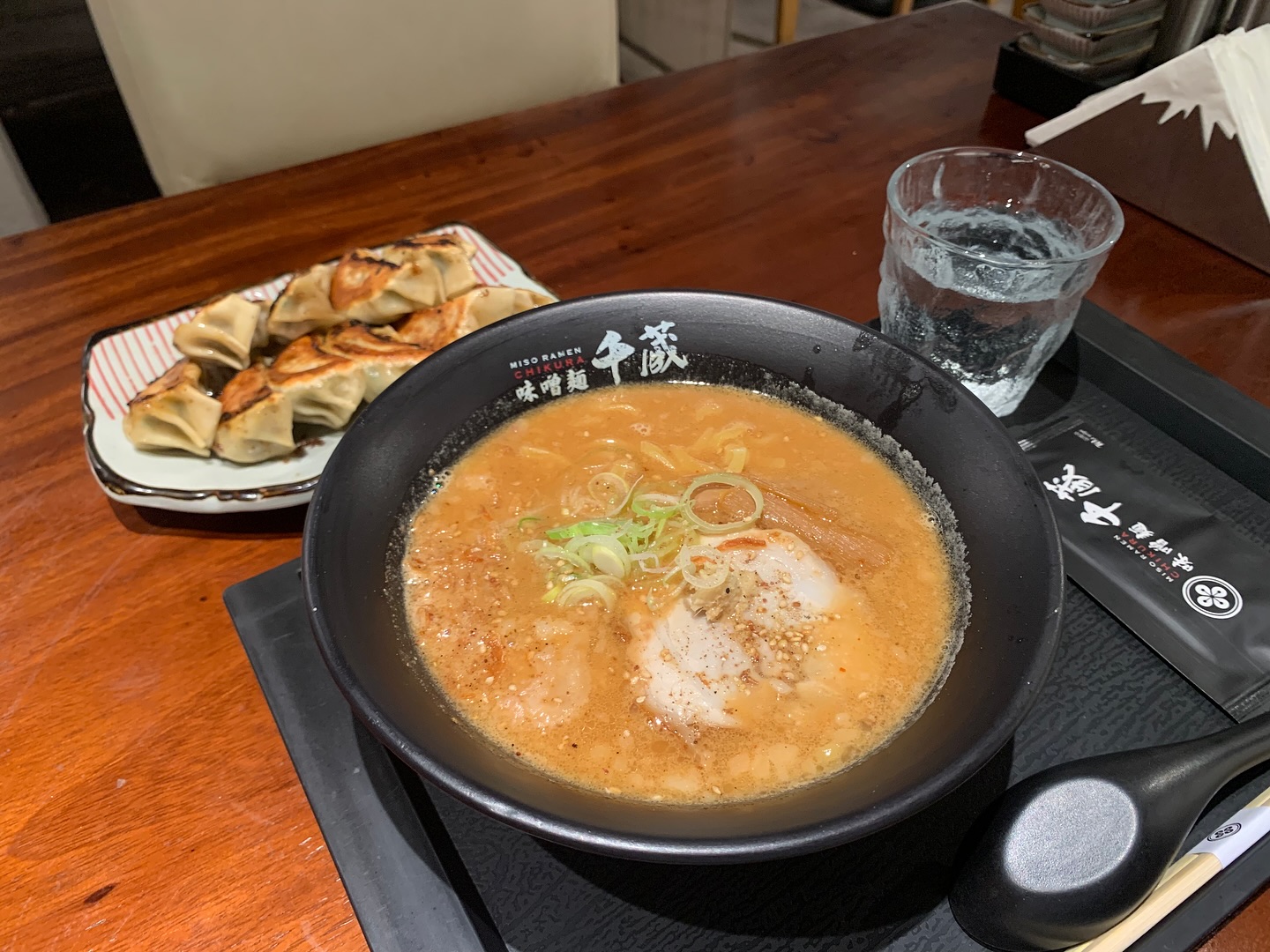 Everyone First Favorite of Chikura’s Flavor 

เมนูเบสิคที่หลาย ๆ คนมาทานที่ร้านครั้งแรกแล้วต้องสั่งคือ Aged Miso Ramen และ Gyoza แน่นอน 😋 ราเม็งมิโสะรสเข้มข้นทานง่าย กับเกี๊ยวซ่าชิ้นโตย่างกรอบ ๆ แค่นึกถึงก็ชวนน้ำลายไหล!

———————————————————-
Facebook:Miso Ramen Chikura bangkok 味噌千蔵バンコク
Instagram : miso_chikura_bkk

Branch,Contact and Time
🍜Phrompong (Sukhumvit 33/1)
082 551 0141 (TH-EN)
Open 11:00-22:00 Everyday

🍜YoungPlace (Sukhumvit 23)
064 630 0141 (TH-EN-JP)
Open 18:00-05:00 Mon-Sat (Sunday off)
+ Grab Food +Line Man
———————————————————-
#ชิคุระ
#ราเมง
#มิโสะ
#สุขภาพดี
#พร้อมพงษ์
#อโศก 
#ฮอกไกโด
#MisoRamenChikura
#HokkaidoMisoRamen
#misoramen
#ramen
#Phromphong
#healthyfood
#千蔵
#味噌
#ラーメン
#味噌ラーメン
