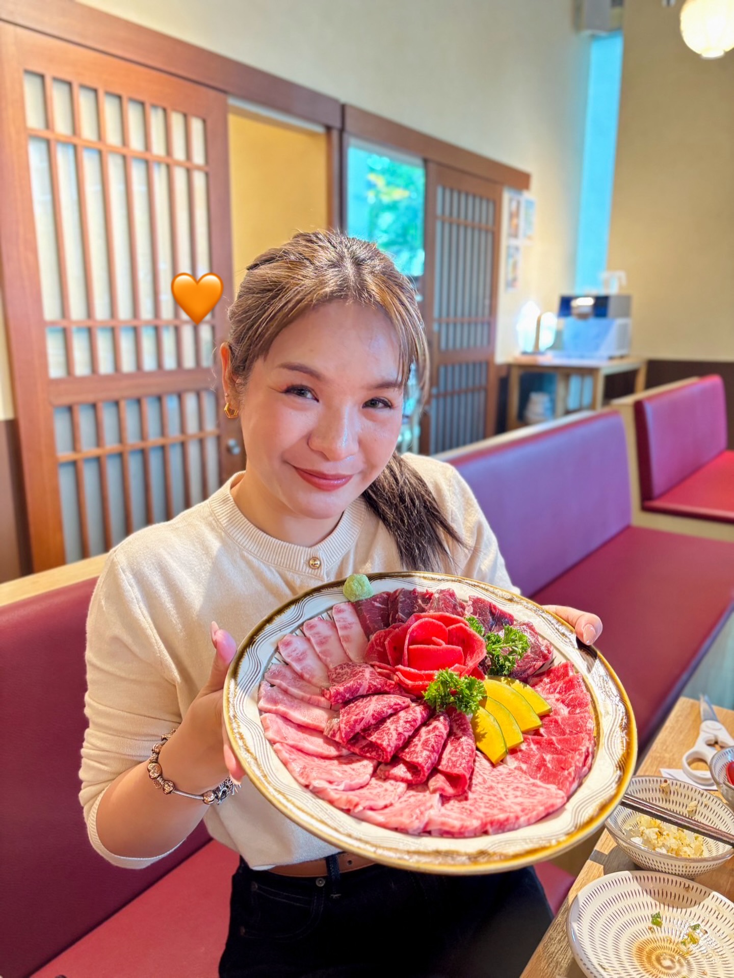 สาวสวยกับเนื้อสุดฟิน 😍

ถ้าเหลือสามารถห่อกลับบ้านได้นะคะ ✨️⁡
⁡
⏰11:30-22:00
📍Onnut plaza
onikutogohan Onnut