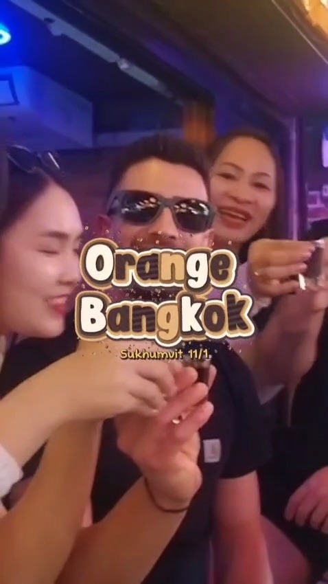 Tuesday nights deserve a drink too 😄
Orange Bar is waiting 🍸
📍 Sukhumvit 11/1

คืนวันอังคารก็ต้องมีเครื่องดื่มดีๆ 😄
เจอกันที่ Orange Bar นะ 🍸
📍 สุขุมวิท 11/1

#OrangeBar #OrangeBarBangkok #TuesdayMood #BangkokNightlife #Sukhumvit11 #GoodVibes #ThailandNightlife #บาร์กรุงเทพ