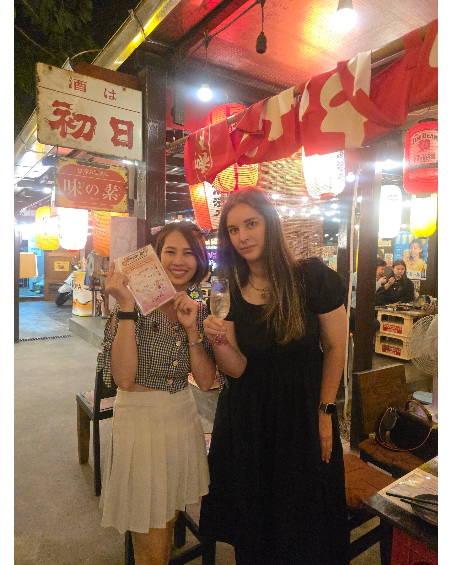 週末に開催したCHOYA梅酒イベントにたくさんのご来店をいただき、誠にありがとうございました。皆様からたくさんの元気をいただき、スタッフ一同大変感謝しております！お客様の笑顔を見て、私たちも一層励みになりました。これからも皆様に楽しんでいただける居酒屋として、おいしい料理と楽しい雰囲気の提供に努めてまいります。次回のイベントもぜひお楽しみにしていてください。皆様のご来店を心よりお待ちしております。これからもどうぞよろしくお願い申し上げます。


##thongloryokocho  #thonglor #japaneseizakaya  #トン横 #トンロー横丁 #bangkoknightlife #居酒屋 #小酒館  #이자카야 #이자카야맛집