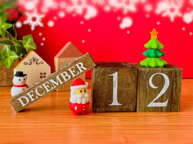 12月スタート！肩こり大掃除

2月は肩・首の疲れが一気に出る時期。
まずは肩甲骨まわりをゆるめて“年末疲れ”の土台リセット✨

・飲み会が多い
・日本からのお客様や上司が来てて夜まで仕事
・やることが多すぎ
・子供が休みで、かえって忙しい
・ゴルフが多い
などなど

様々な事が多い12月！

そんな時は、ベアハグでお身体やお顔のケアして
しフレッシュしましょ😎

＜今月のプロモーション＞
インパスル療法＋肩甲骨剥がし
通常1,980B→1,230B

今月何度でもこの金額で受けられます！



Starting in December! Big Cleanup for Stiff Shoulders

February is the time when fatigue in the shoulders and neck comes out all at once.
First, loosen around your shoulder blades and reset the foundation of "end-of-year fatigue" ✨

・Many drinking parties
・Working late because clients or bosses from Japan are visiting
・Too many things to do
・Busier because the kids are on holiday
・A lot of golf
and so on

December is packed with all kinds of things!

At times like this, take care of your body and face at Bear Hug
and refresh yourself 😎

<This Month's Promotion>
Impulse Therapy + Shoulder Blade Release
Normally 1,980B → 1,230B

You can receive this treatment as many times as you want this month at this price!

#バンコク
#整体
#肩甲骨剥がし