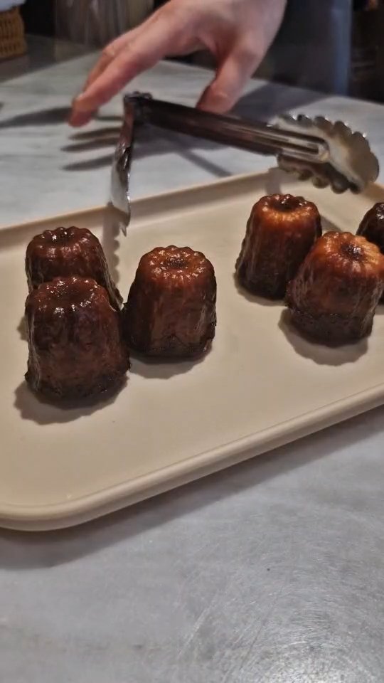 OISHI Melonpang โออิชิ เมล่อนปัง