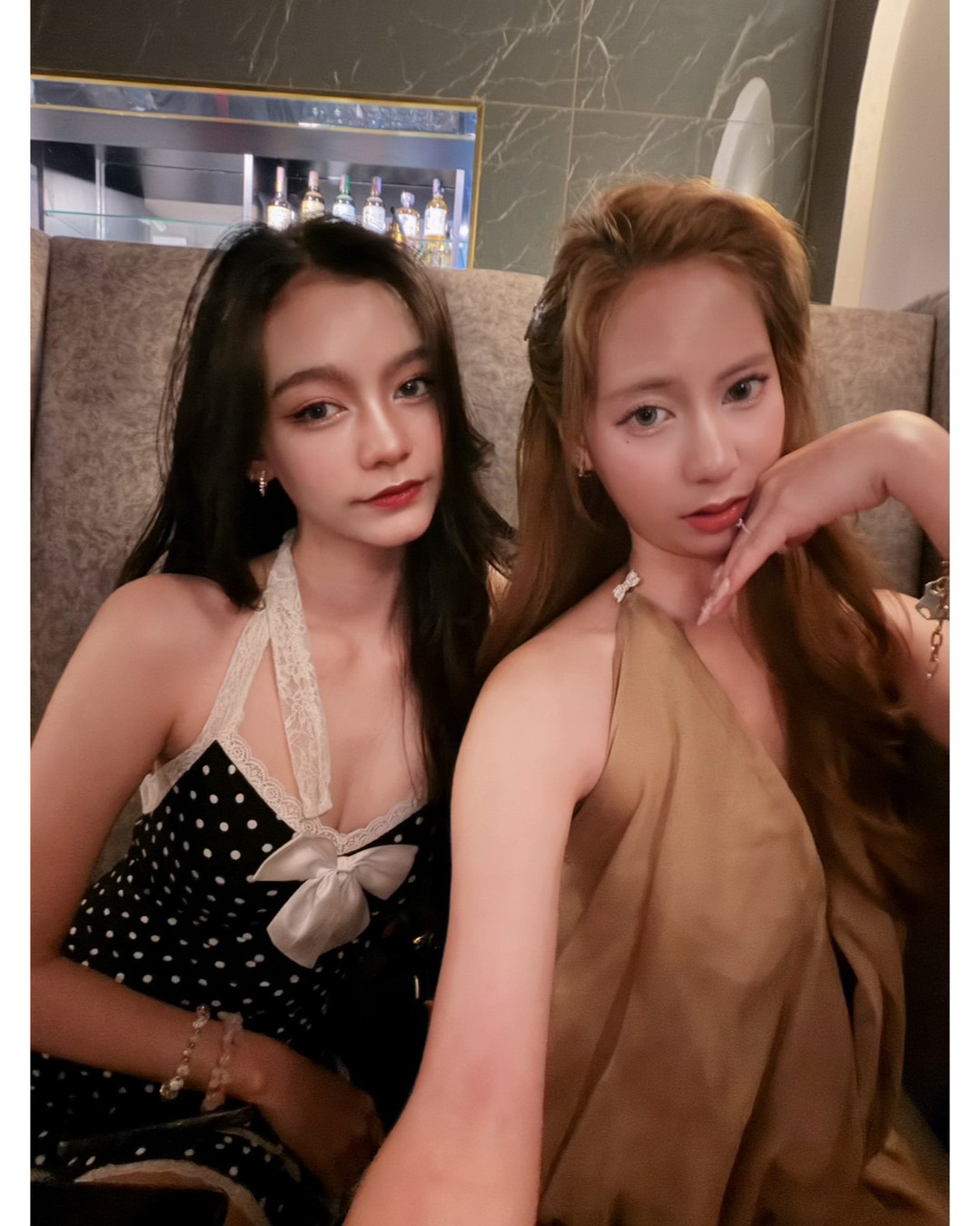 今月から新入店の女の子も多く、賑やかです😆✨

あなたの推しがきっと見つかるはずです👀👀

トンローソイ6、TWENTY FOURでお待ちしております💋😻

从这个月开始有很多新来的女孩子，非常热闹呢😆✨

你一定能找到你喜欢的女孩👀👀

我们在通罗巷6，TWENTY FOUR等你哦💋😻

이번 달부터 새로 입점한 여자아이들도 많아, 매우 활기찹니다😆✨

당신의 최애를 분명히 찾을 수 있을 거예요👀👀

통로 소이6, TWENTY FOUR에서 기다리고 있겠습니다💋😻

#バンコク
#トンロー
#キャバクラ
#ソイ6
#コスプレ
#乾杯
#ビリヤード
#ダーツ
#カラオケ