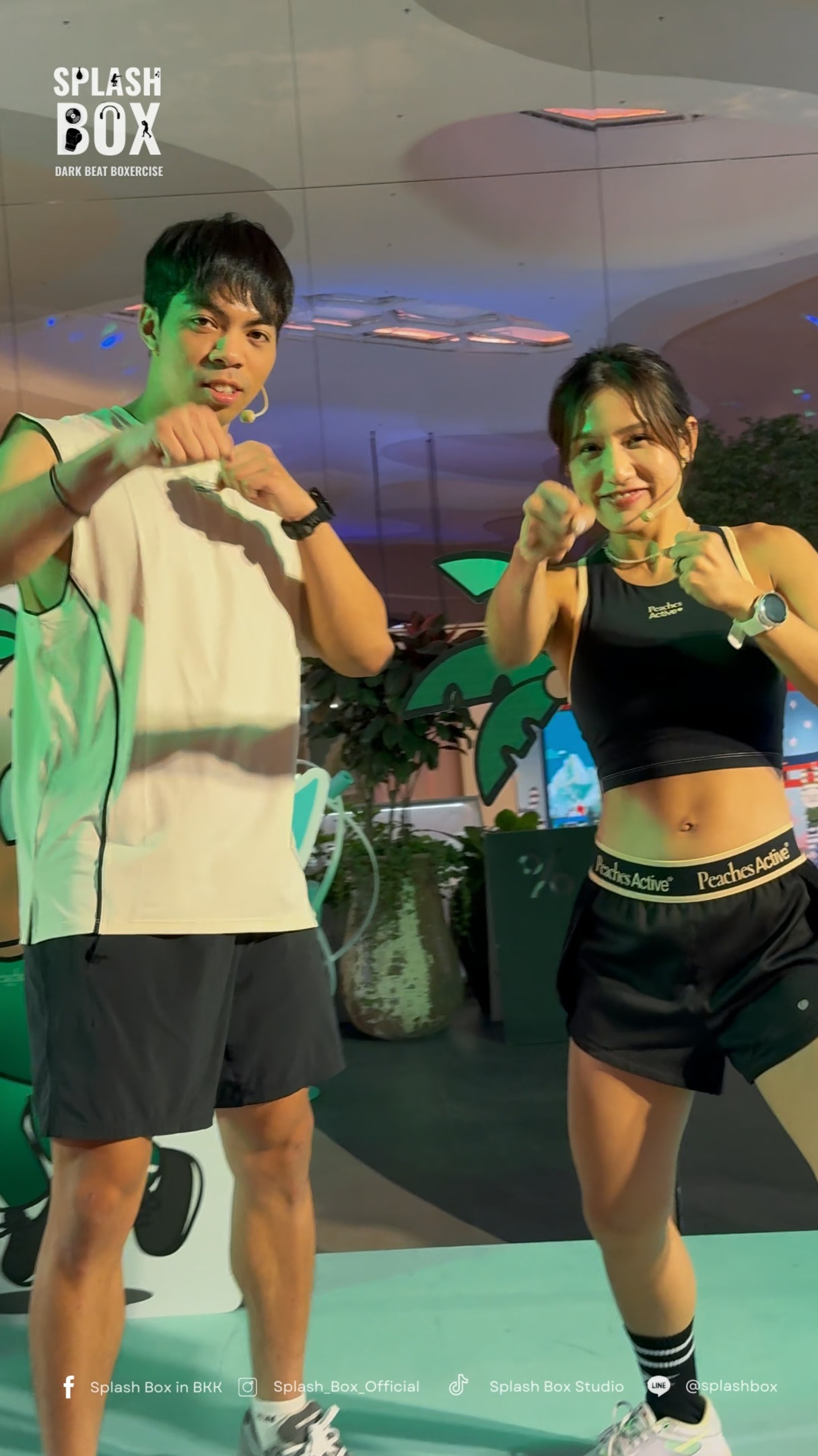 Thank you to everyone who came out to move, sweat, and connect. Huge love to our instructors Punch & Topten for performing the class with such amazing energy! 🌟

Saturday evening spent right at Nextopia for the special "DARK BEAT BOXERCISE" class. Bringing together the @peaches.active.club and Splash Box families was magical.

📅 29 Nov | 18.00 - 19.00

📍 Nextopia, Siam Paragon