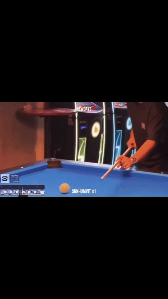 #バンコクバー #BangkokNightlife #プロンポンバー

【日本語】
金曜日の予定はもう決めた？
Newdaysはバンコク・プロンポンにある、
“食べる×飲む×遊ぶ”が全部できるバーです。

店内キッチンの手づくりフードが人気で、
唐揚げ、パスタ、枝豆、フライドポテトなど、
お酒と一緒に楽しめる料理が揃っています。

さらにダーツ🎯・ビリヤード🎱完備。
1人でも、仲間とでも楽しめる空間です。
今夜の予定に迷っているならNewdaysへ。

📍 プロンポン駅から徒歩約6分（Sukhumvit 41–43）

【English】
Planning tonight?
Newdays is a bar in Phrom Phong, Bangkok,
where you can eat, drink, and play in one place.

Our homemade-style dishes are popular,
including karaage, pasta, edamame, fries and more,
perfect to enjoy with drinks.

We also have darts🎯 and billiards🎱,
great for both solo visitors and groups.
If you're undecided for tonight, come to Newdays.

📍 About a 6-minute walk from Phrom Phong Station (Sukhumvit 41–43)

【中文（简体）】
今晚决定去哪了吗？
Newdays 是曼谷澎蓬的酒吧，
可以同时“吃饭＋喝酒＋娱乐”。

店内有现做美味料理：
日式炸鸡、意大利面、毛豆、薯条等，
搭配酒饮非常适合。

还有飞镖🎯和桌球🎱，
一个人来或和朋友都轻松好玩。
如果还没决定今晚去哪，就来 Newdays。

📍 距离 Phrom Phong 站步行约 6 分钟（Sukhumvit 41–43）

＝＝＝＝＝＝＝＝＝＝＝＝＝＝＝＝＝＝

#BangkokBar #BangkokEats #PhromPhong
#Sukhumvit41 #NewdaysBangkok
#唐揚げ #曼谷吃吃喝喝 #曼谷好去处
#DartsBangkok #BilliardsBangkok
#FridayNight #週末の過ごし方