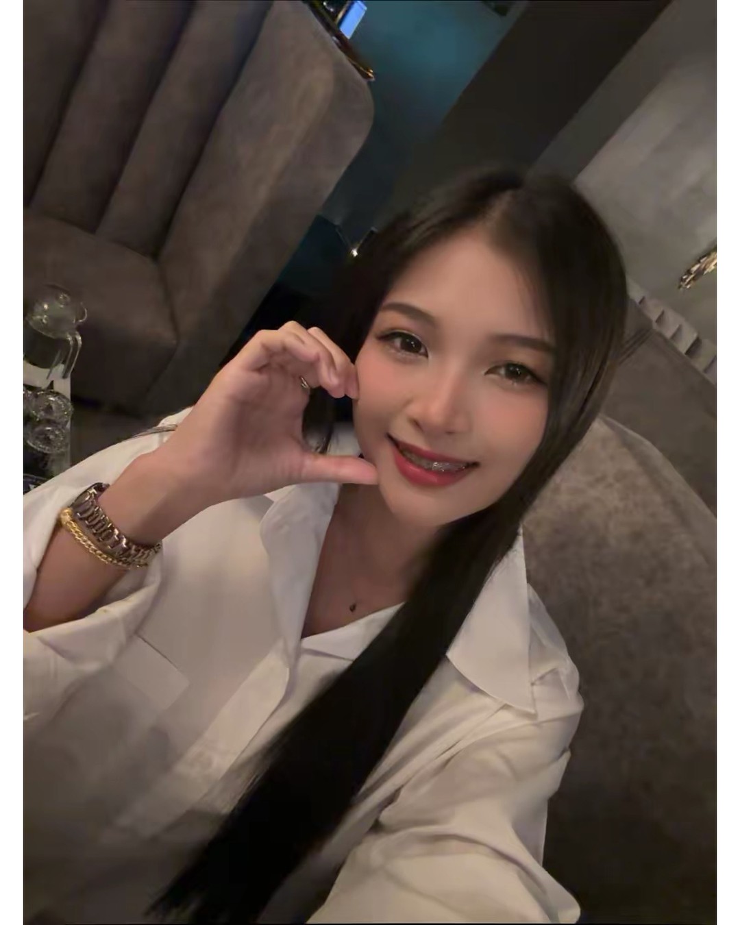 12月もよろしくお願いします🌹✨

彼シャツイベントやってます🥵👔

トンローソイ6でお待ちしてます🎱🎯

12月也请多多关照🌹✨

正在举办男友衬衫活动🥵👔

在通罗Soi6等你哦🎱🎯

12월도 잘 부탁드립니다🌹✨

남자친구 셔츠 이벤트 하고 있어요🥵👔

통로 소이 6에서 기다리고 있어요🎱🎯

#バンコク
#トンロー
#キャバクラ
#彼シャツ
#コスプレ
#ビリヤード
#ダーツ
#カラオケ
#ソイ6