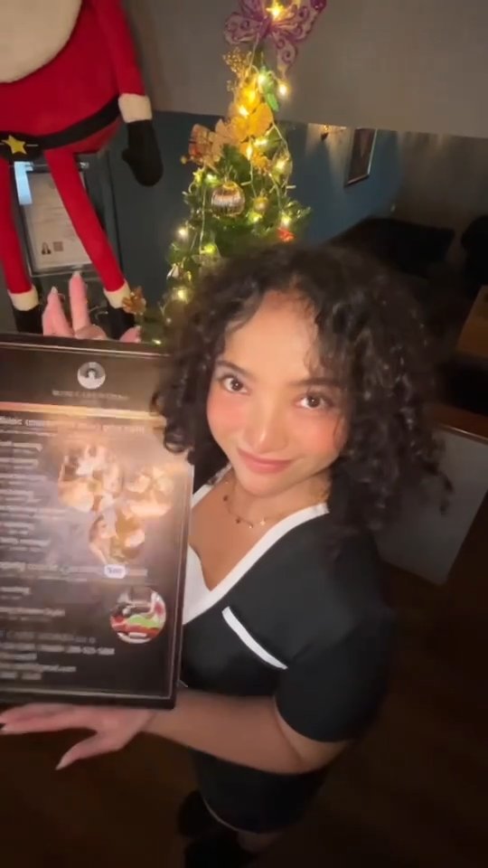 •	“Relax and let your heart smile 💖 / 心を癒して笑顔にしよう”
	•	“Because you deserve the best care 🌸 / あなたは最高のケアに値する”
	•	“Give your body a break, let your heart bloom 🌿 / 体を休ませて、心を咲かせよう”