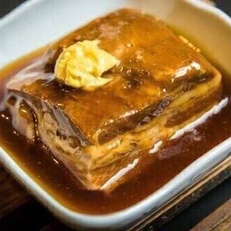 普段の忙しい日々から少し離れ、心も体も癒されるひとときを過ごしませんか？🐖✨当店自慢の「とろっと柔らか、旨みたっぷりの豚角煮」は、ご家庭ではなかなか味わえない贅沢な一品。長時間煮込んで仕上げた角煮は、口の中でとろけるような食感が魅力です。🍖💫

この最高の味わいを、一緒に炊きたてのご飯🍚と共にお召し上がりいただければ、至福の時間が訪れること間違いなし！ 友人やご家族と、リラックスした食事のひとときをお楽しみください。

特に寒い日にはぜひ、お店の温かな雰囲気の中で、角煮でほっこりと温まりましょう。あなたのご来店を、心よりお待ちしております😊🌿

#和食
#角煮
#豚肉
#美食
#グルメ
#料理好きな人と繋がりたい
#お腹いっぱい
#至福の時
#家庭の味
#手作り料理
#温まりたい
#リラックスタイム
#和食レストラン
#美味しいご飯
#贅沢ランチ
#ディナータイム
#癒しの空間
#心温まる料理
#角煮定食
#ご飯が進む
#お腹ペコペコ
#食べログ
#食の楽しみ
#笑顔と美味しさ
#旨みたっぷり