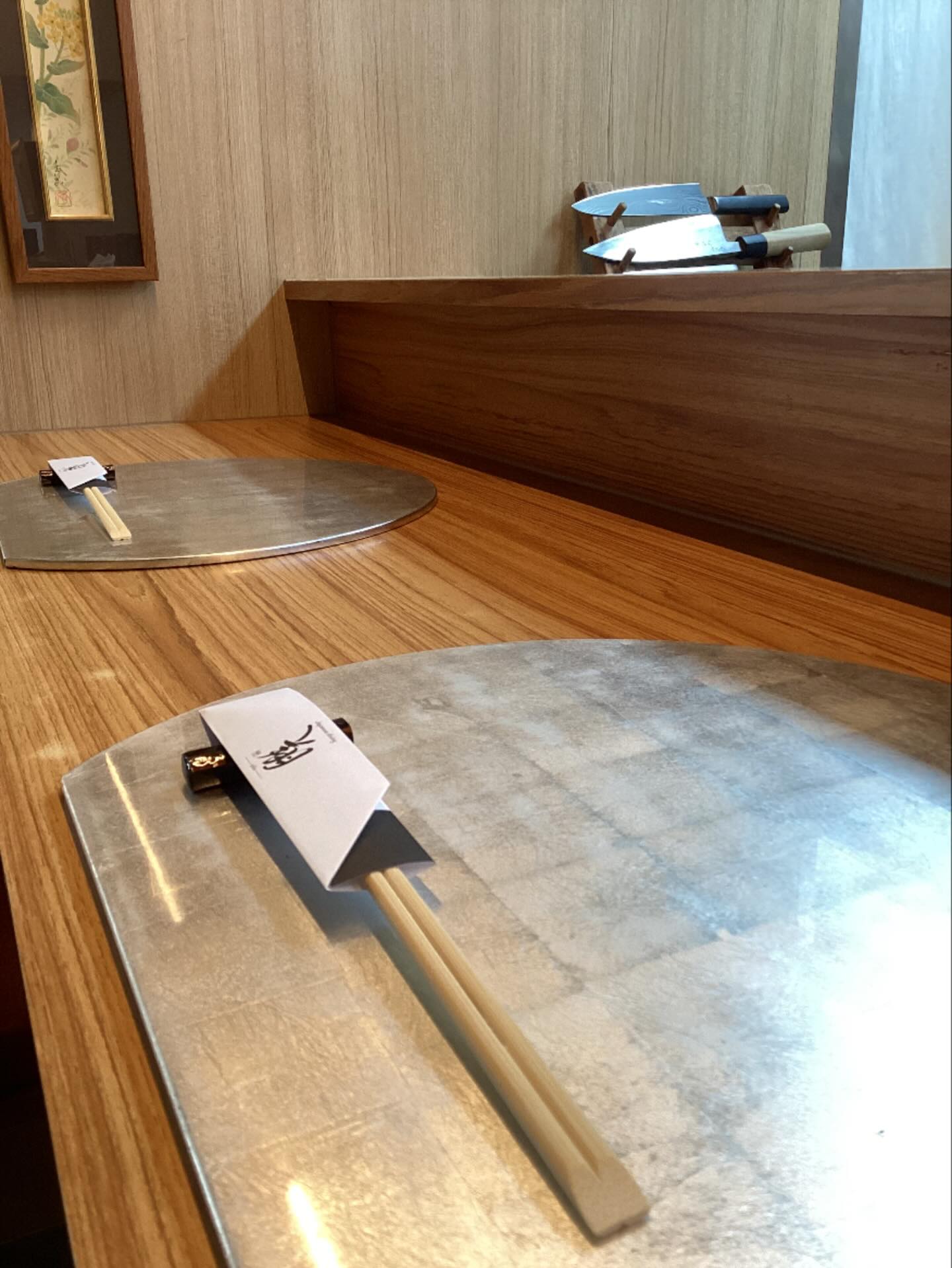 Before opening.
My favorite moment of the day.

Ready for tonight.

#SHO #Ekkamai #JapaneseCuisine

営業前のカウンター。
一番好きな時間。

今夜も、丁寧にやります。

#SHO #エカマイ #和食 #カウンター割烹