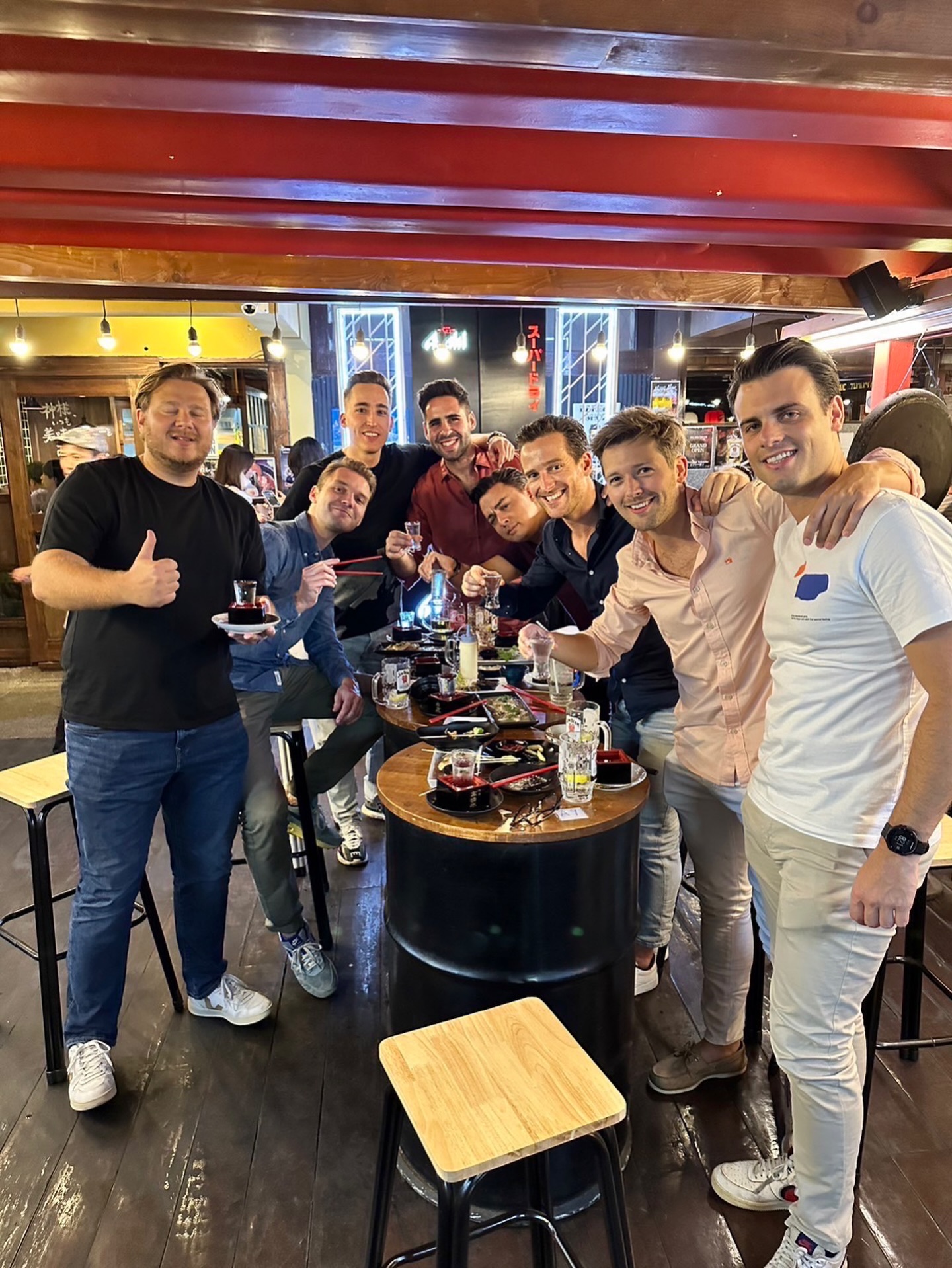 🍺✨ASAHI Beer โปรแรง 3 วันเท่านั้น!!✨🍺

ราคาพิเศษเฉพาะสัปดาห์นี้💥
👉 โซน Outdoor เพียง แก้วละ 77B‼️
👉 นั่งโซน Indoor ก็แค่ แก้วละ 99B🔥
👉 มากับเพื่อนๆ ต้องจัด ทาวเวอร์ 3L แค่ 680B 🍻
ยังไม่หมด! ห้ามพลาดกับ Happy Hour 😍
⏰ เวลา 17:00 – 19:00 เท่านั้น
👉 ซื้อ 1 แถม 2 ทั้งเบียร์ / ซาวร์ / ไฮบอล คุ้มสุดๆ‼️

ถ้าเริ่มคิดว่า “ไปดีมั้ยนะ?” นั่นแหละคือสัญญาณว่า…ได้เวลา ชนแก้ว แล้ว👌✨
โปรนี้มีแค่ 3 วันเท่านั้น! พลาดแล้วต้องเสียดายแน่นอน

มาสนุกกับการชนแก้ว ASAHI กันที่ Thonglor Yokocho🥂
 รีบจองด่วนก่อนโต๊ะเต็มนะจ๊ะ