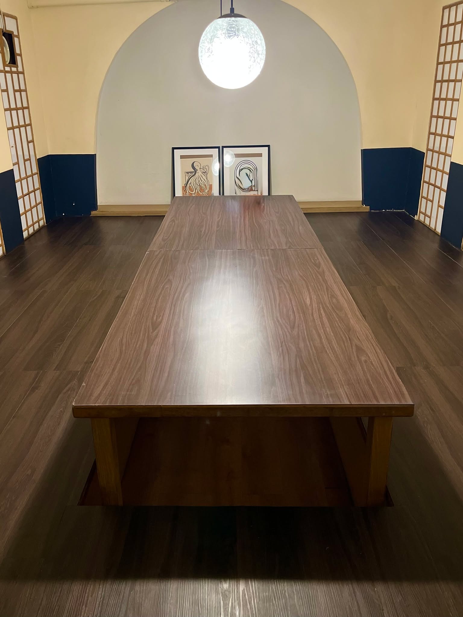 こんにちは、LABURIです。

✨完全個室で味わう、近江牛しゃぶしゃぶ✨
周りを気にせず、ゆったりとした空間で贅沢なひとときをお過ごしください。

当店は最大10名様までご利用可能な完全個室をご用意。
会社仲間との会食やご友人との集まり、
ご家族でのお食事、女子会にもぴったりです🍽️
ぜひLABURIで、心ほどける時間をお楽しみください。

📍ご予約・お問い合わせはプロフィールリンクから

Hello, We're LABURI.

✨ Enjoy Japanese Wagyu "Omi Beef" Shabu-Shabu in a Private Room ✨
Relax and indulge in a luxurious dining experience without any distractions.

We offer fully private rooms for up to 10 guests,
perfect for business gatherings, friends, family dinners,
or a girls’ night out 🍽️
Come and enjoy a warm, memorable time at LABURI.

📍 For reservations and inquiries, please visit the link in our profile

สวัสดีค่ะ ที่นี่คือ LABURI

✨ อิ่มอร่อยกับชาบูเนื้อโอมิในห้องส่วนตัว ✨
เพลิดเพลินกับช่วงเวลาแสนพิเศษในบรรยากาศที่เป็นส่วนตัว ไม่ต้องกังวลเรื่องรอบข้าง

ทางร้านมี ห้องส่วนตัวรองรับได้สูงสุด 10 ท่าน
เหมาะสำหรับสังสรรค์กับเพื่อน ร่วมงานกับเพื่อนร่วมงาน
ทานข้าวกับครอบครัว หรือจัดปาร์ตี้สาว ๆ 🍽️
ขอเชิญมาสัมผัสช่วงเวลาแสนอบอุ่นที่ LABURI

📍 สำรองที่นั่งและสอบถามข้อมูลเพิ่มเติมได้ที่ลิงก์หน้าโปรไฟล์

#LABURI
#近江牛
#しゃぶしゃぶ
#完全個室
#個室レストラン
#大人の贅沢
#女子会ディナー
#会食利用
#ご褒美ごはん 
#Wagyu
#ShabuShabu
#PrivateRoom
#JapaneseCuisine
#DinnerWithFriends
#ชาบู
#เนื้อโอมิ
#ห้องส่วนตัว
#ร้านอาหารญี่ปุ่น
#ดินเนอร์หรู
#สังสรรค์กับเพื่อน
#มื้อพิเศษ
#ร้านดัง
#สายกิน