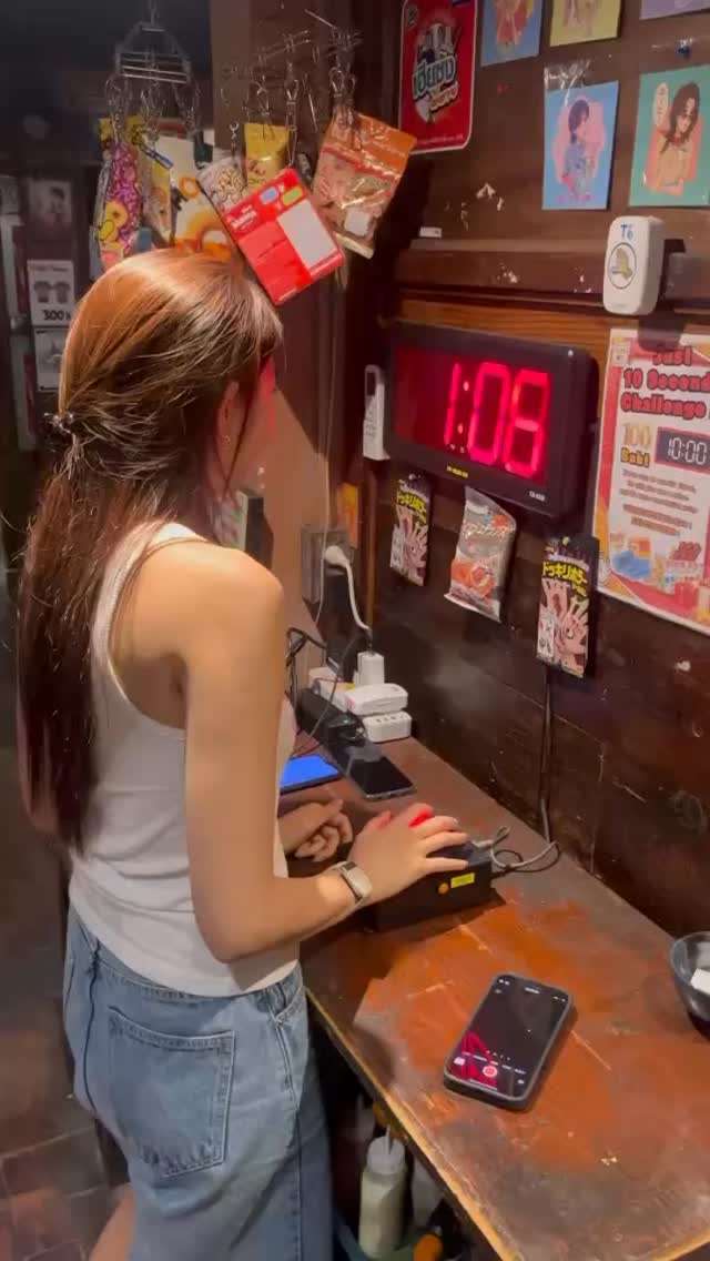 🎯 10 Seconds Challenge 
@ Thonglor Yokocho 🎯

กดปุ่มหยุดเวลาให้ใกล้ 10 วินาทีที่สุด!
เวลาที่ได้ จะกำหนด “ขนาดเบียร์ที่คุณจะได้รับ” 🍺🔥

🏆 10.00 วิพอดี → รับ Beer Tower (3 ลิตร) ไปเลย!!!
🍺 9.99 วิ → MEGA size
🍺 9.97 – 10.03 วิ → LARGE size
🍺 9.90 – 10.10 วิ → NORMAL size

ค่าสมัครเพียง 100 บาท
มีขนมและของรางวัลจากญี่ปุ่นมากมาย 🎁
พลาดก็ยังมีรางวัลปลอบใจทุกครั้งครับ

มาเล่นกับเพื่อน กับแฟน หรือดื่มไปเล่นไปก็สนุกมาก
📍Thonglor Yokocho

#10SecondsChallenge #ThonglorYokocho #Thonglor #BangkokBar #ChallengeGame