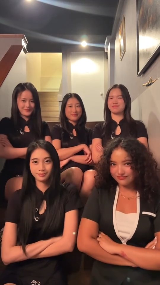 Hello everyone 🤗 
Hope you guys have a nice day💐
If you want to relax after work welcome to body care works kaa 😍
Make a reservation 👇
☎️ 02 124 5246
DM (X or FACEBOOK)
WhatsApp +66 98 925 5888
Line  lin.ee/YOE9biR

#bodycareworks #สปาเวียดนาม #asok #btsasok